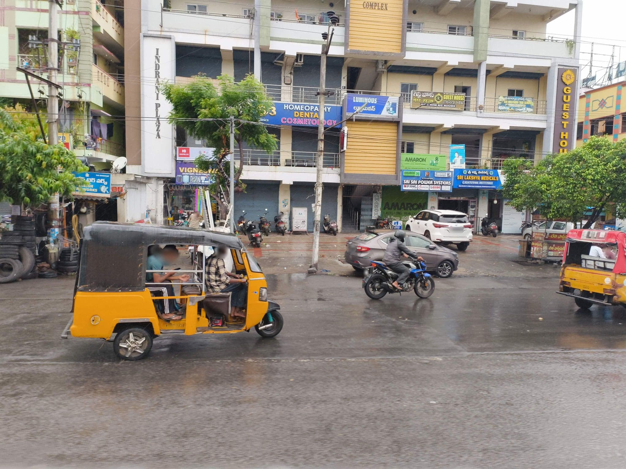 Street view near Guest House, Rasapūdipalem — © ph4ni (CC BY-SA · Mapillary)