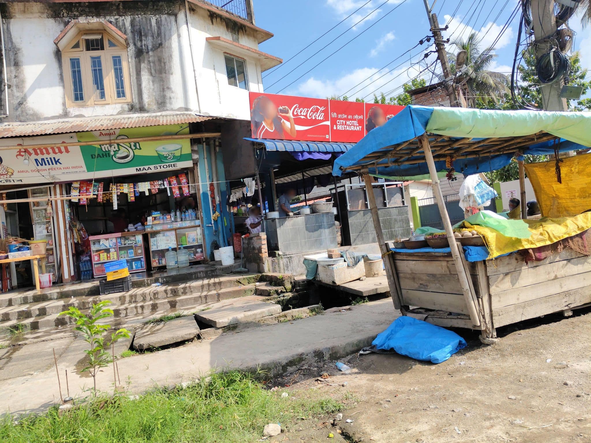 Street view near CITY HOTEL, Dispur — © Sumitian (CC BY-SA · Mapillary)