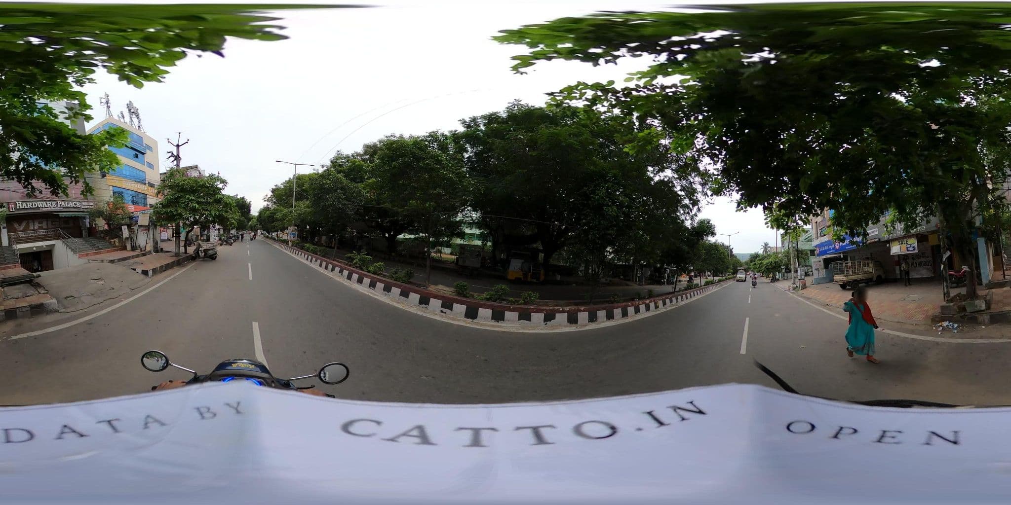 Street view near Ladies Hostel, Rasapūdipalem — © Catto (CC BY-SA · Mapillary)