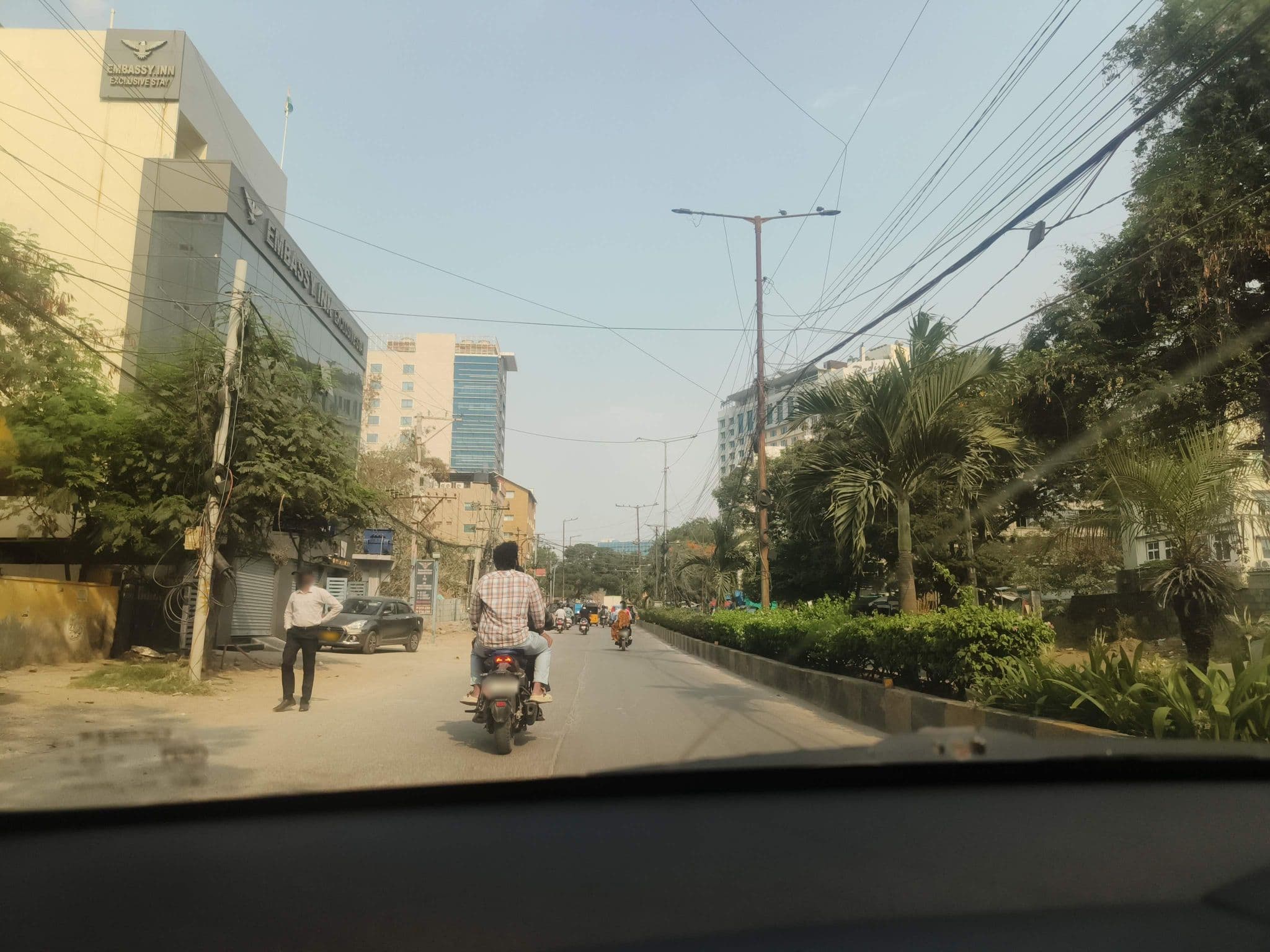 Street view near Clarion Hotel, Nārsingi — © Venkat19 (CC BY-SA · Mapillary)