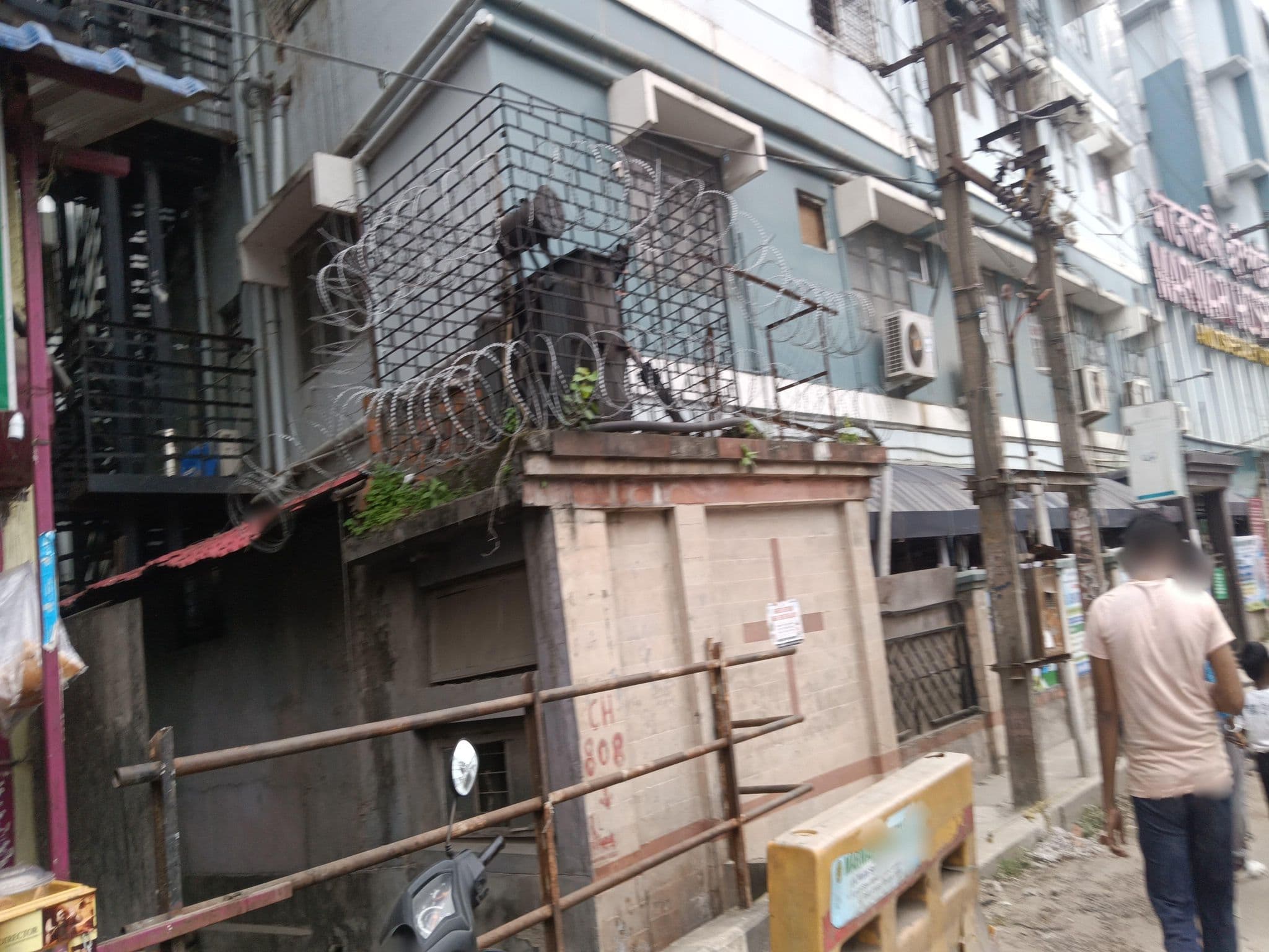 Street view near Babli Hotel, Guwahati