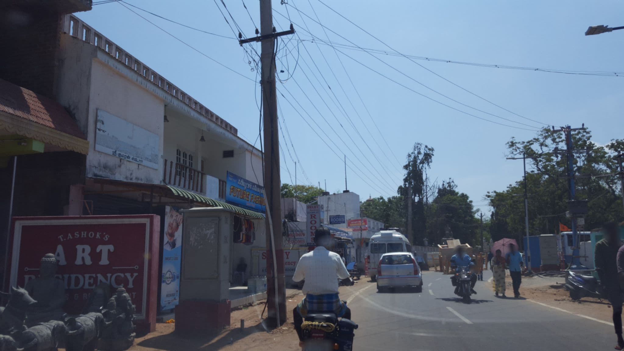 Street view near RGK Guesthouse, Mahabalipuram — © jayp (CC BY-SA · Mapillary)