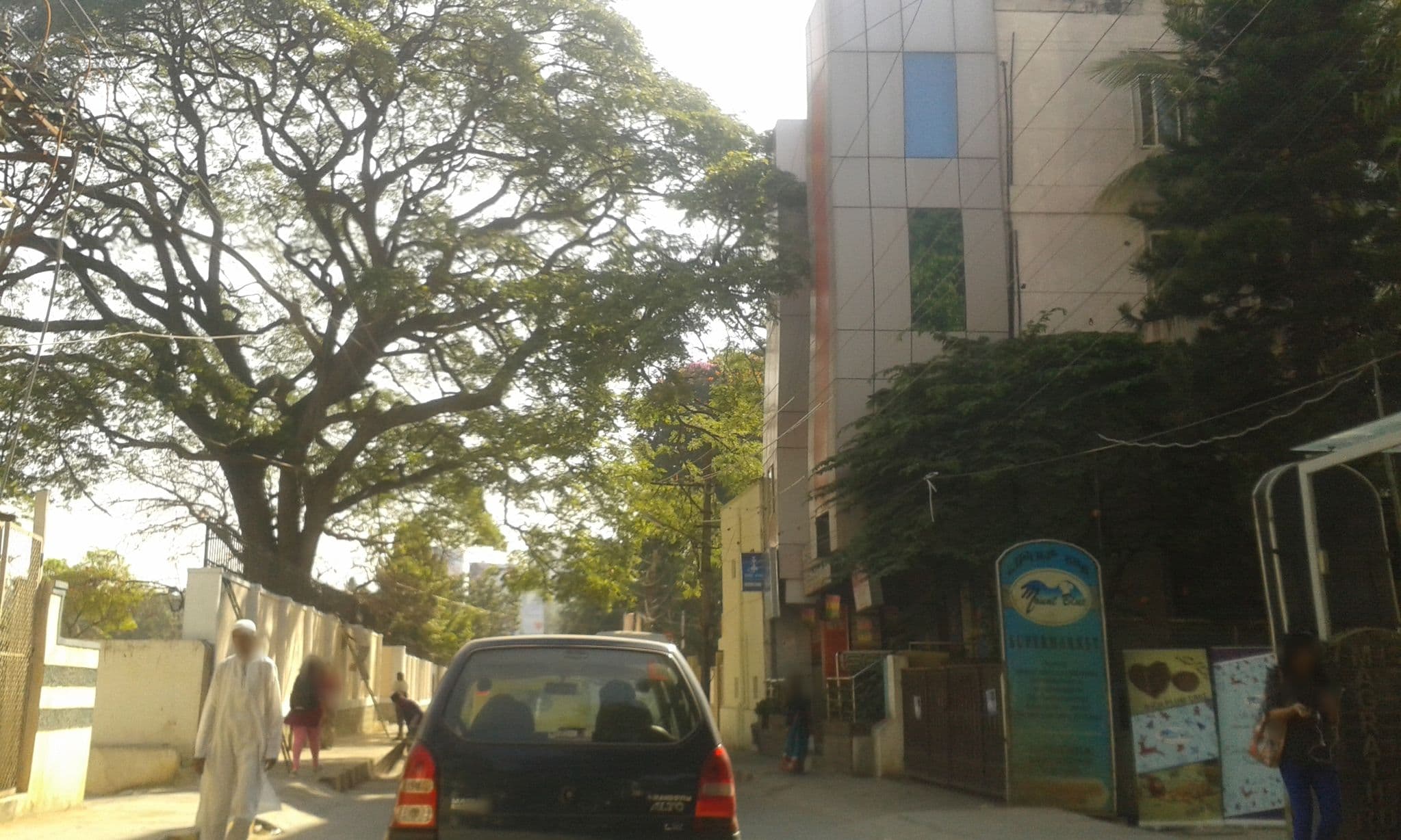 Street view near Olive Hotel, Bengaluru