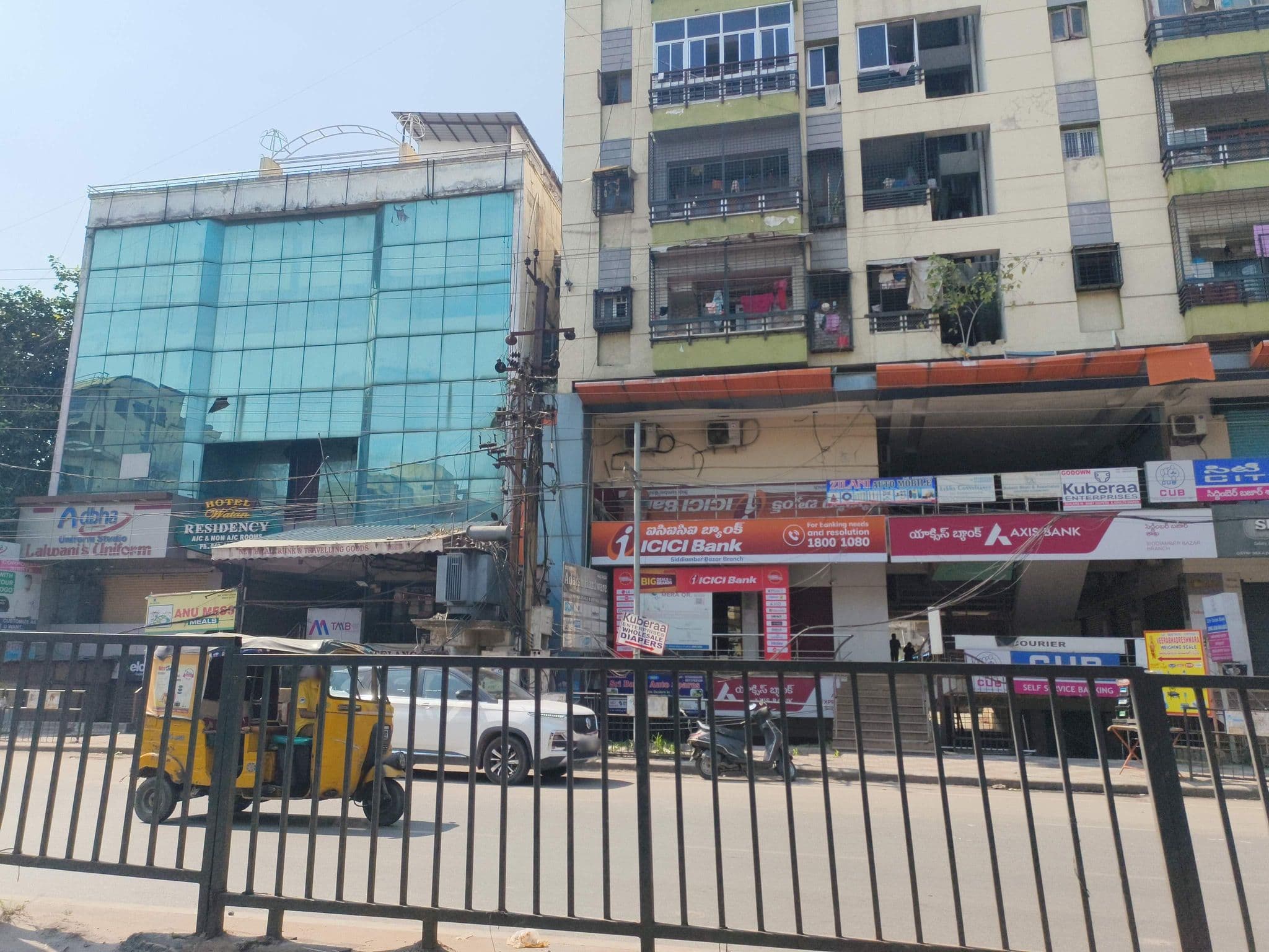 Street view near Rajdhani hotel, Hyderabad — © ph4ni (CC BY-SA · Mapillary)