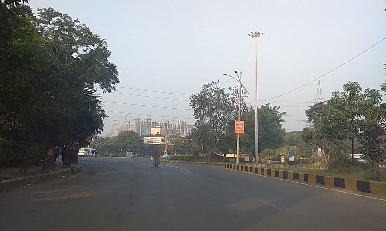 Street view near Lemon Tree Hotel, Hinjawadi — © natarajakaveeti (CC BY-SA · Mapillary)