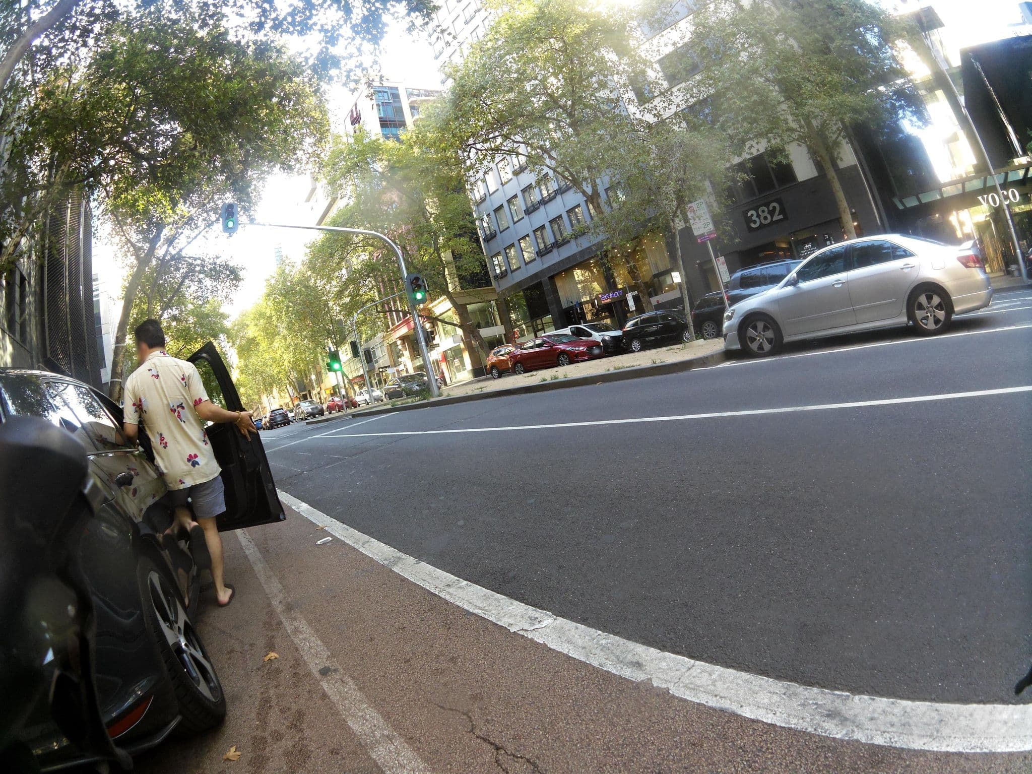 Street view near Brady Hotels, Melbourne — © skillsy (CC BY-SA · Mapillary)