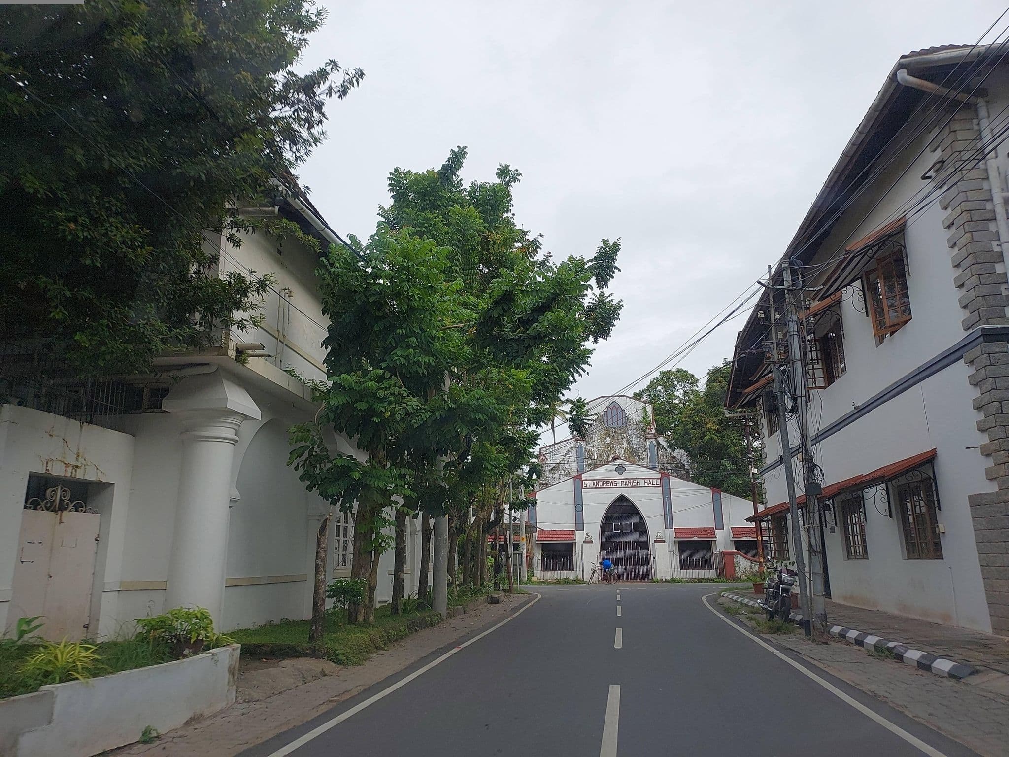 Street view near Dutch Bungalow, Vypīn