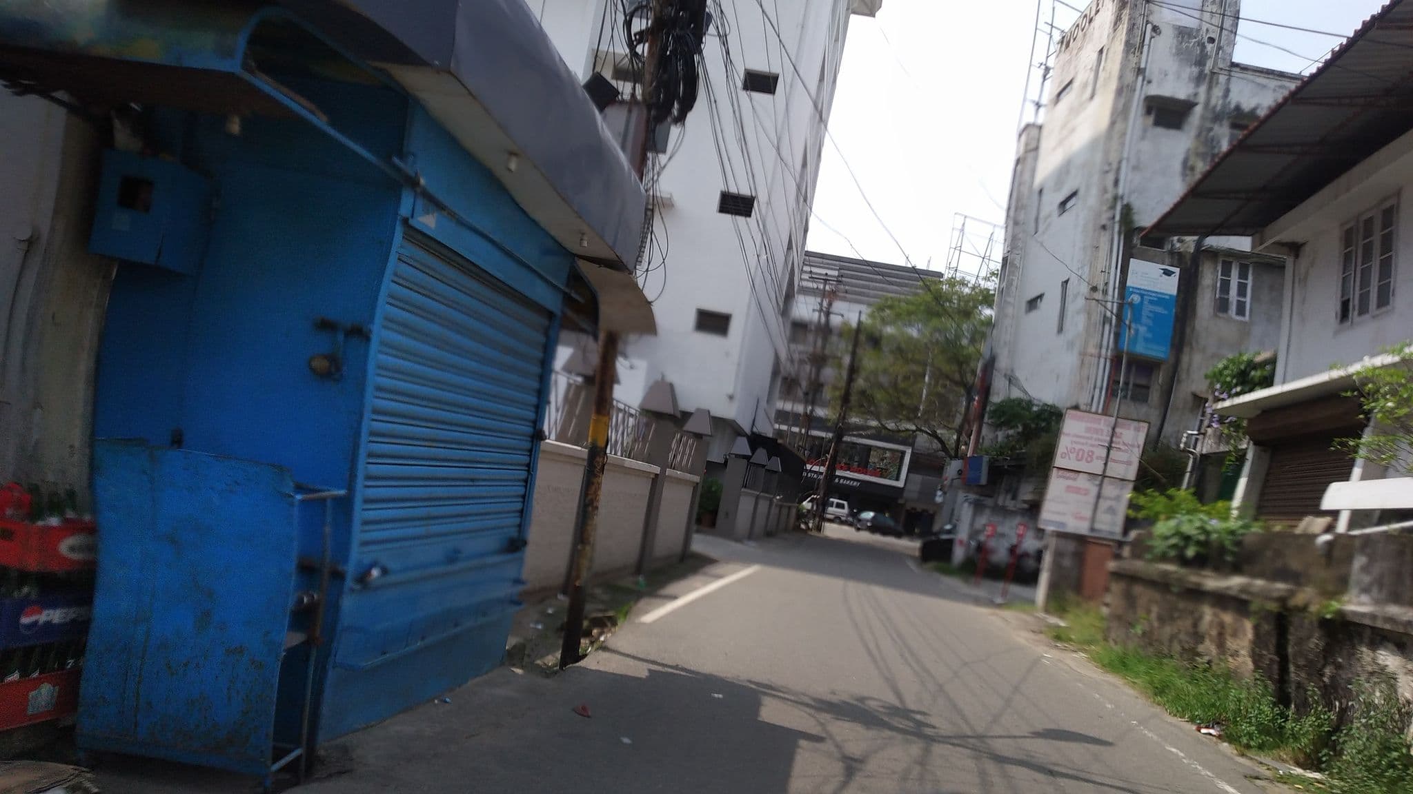Street view near The Avenue Regent, Kanayannur