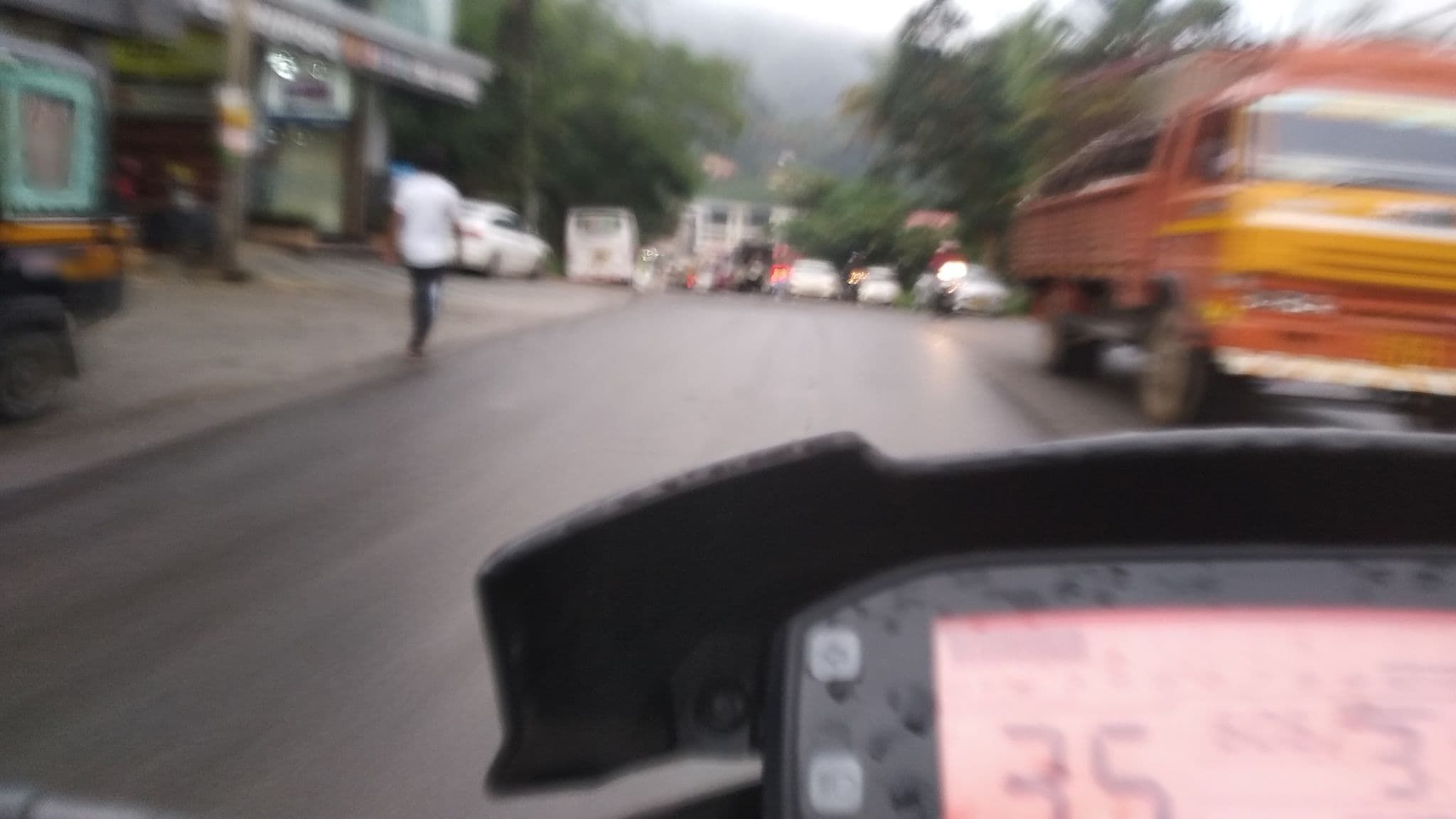 Street view near Safair Restaurant, Munnar