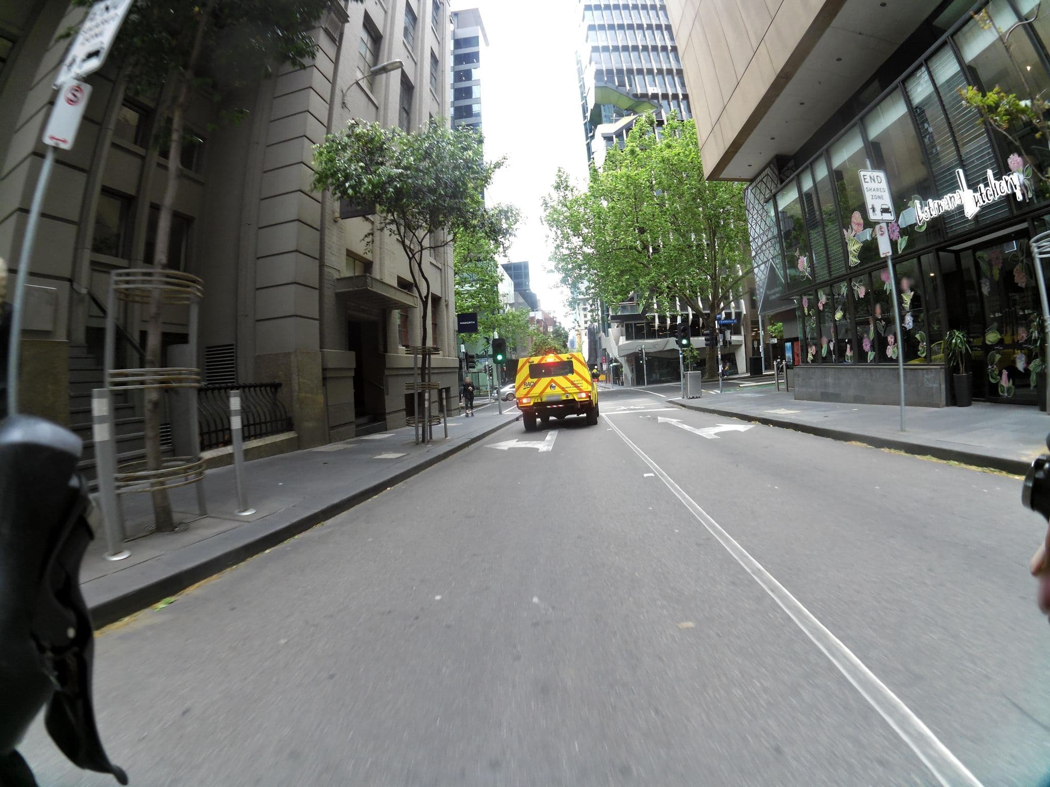 Street view near Punthill Manhattan, Melbourne City Centre — © skillsy (CC BY-SA · Mapillary)