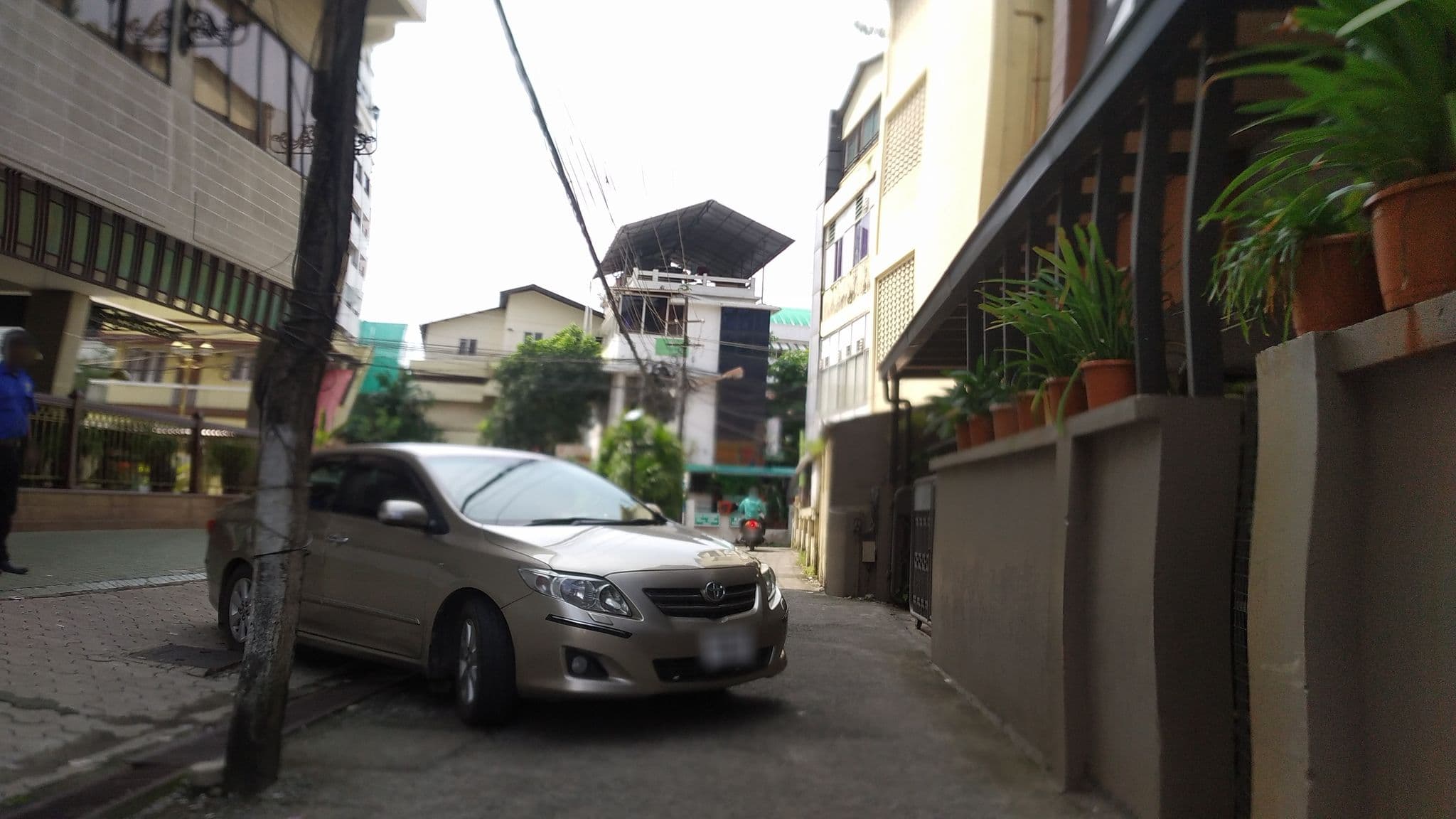 Street view near Travancore Court, Kanayannur — © jothishbabu (CC BY-SA · Mapillary)