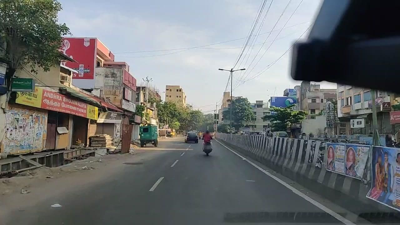 Street view near Itta Lodge, Chennai — © roadroid (CC BY-SA · Mapillary)