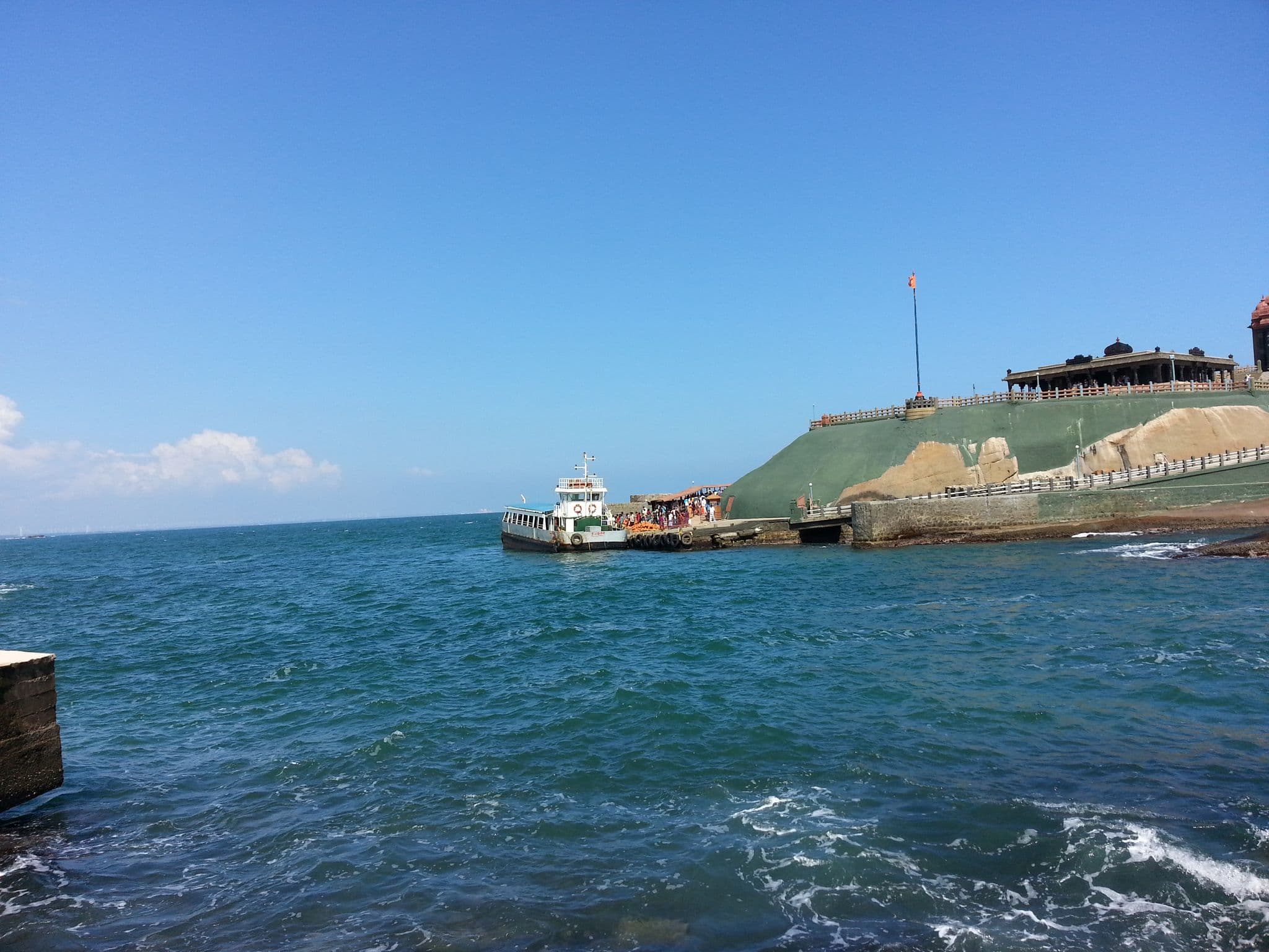 Street view near Sea View Hotel, Kanniyākumāri — © aloksharma (CC BY-SA · Mapillary)