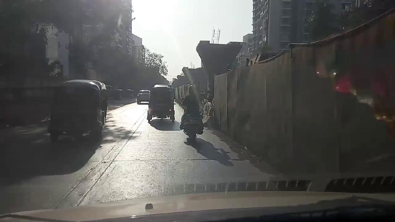 Street view near ibis Mumbai BKC, Mumbai — © roadroid (CC BY-SA · Mapillary)