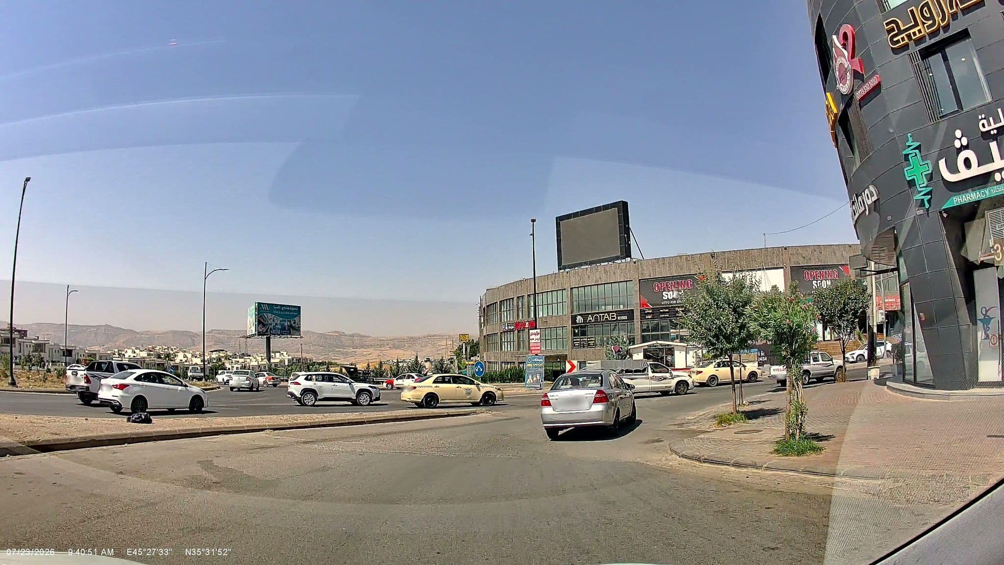 Street view near Shary pzeshkan, Sulaymaniyah — © rawaz85 (CC BY-SA · Mapillary)