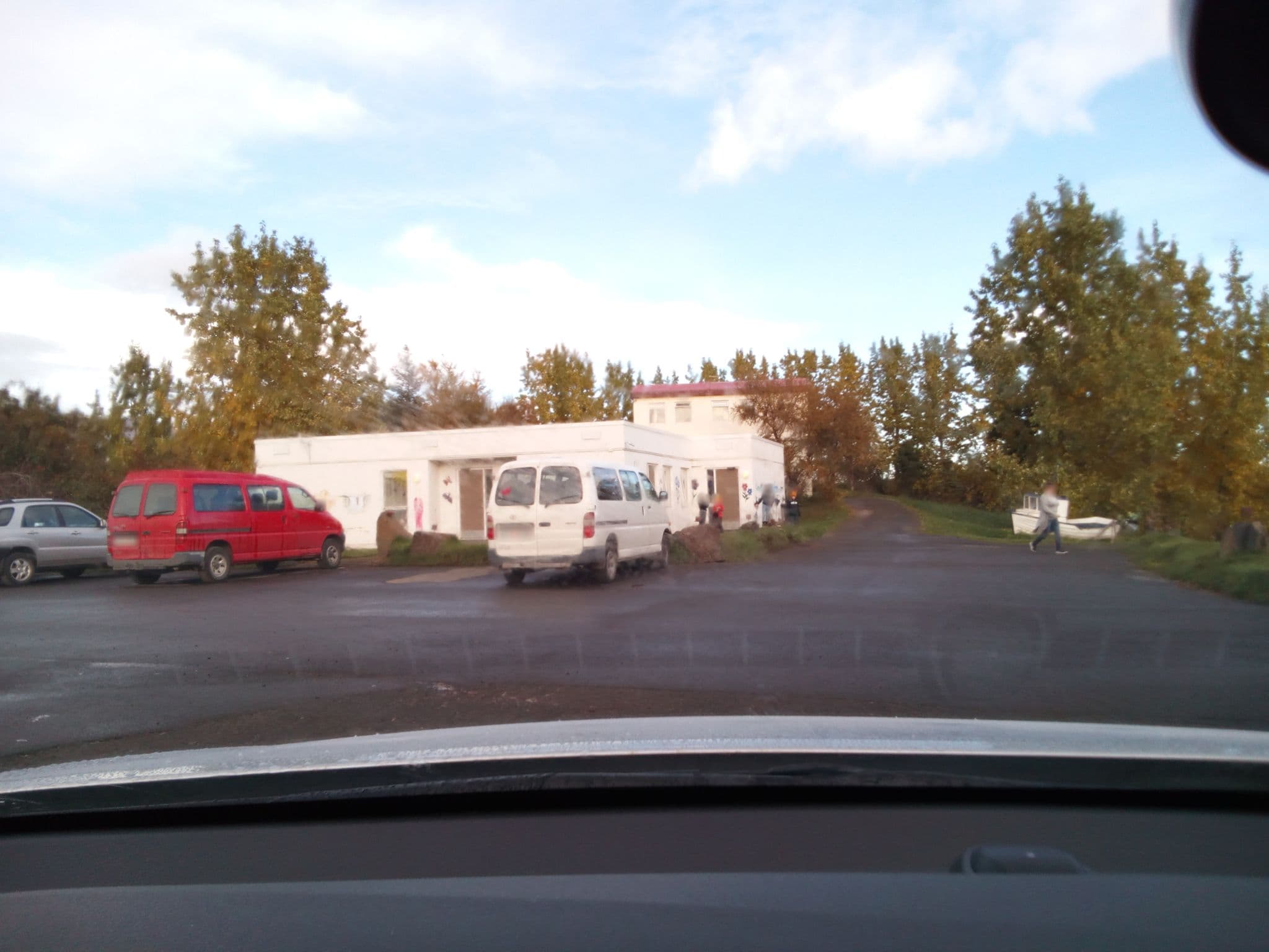 Street view near Skjaldarvík, Akureyri — © parad0x (CC BY-SA · Mapillary)