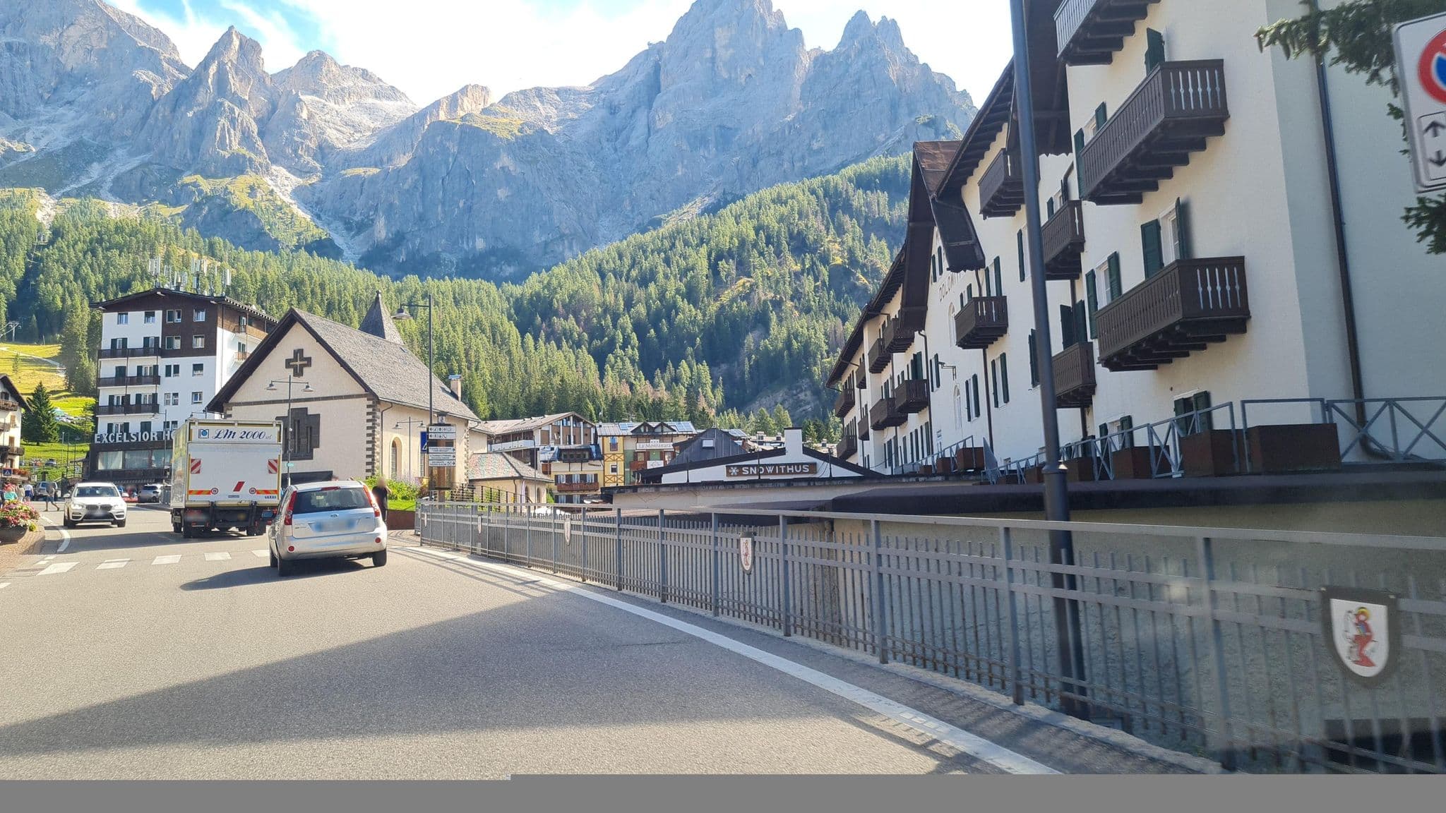 Street view near Hotel Cima Rosetta, Tonadico — © laniuscollurio (CC BY-SA · Mapillary)