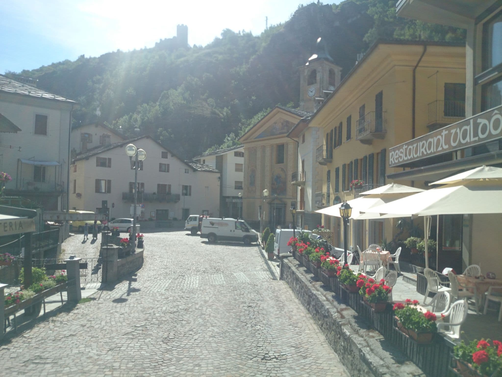 Street view near Hotel Restaurant Valdôtain, Saint-Pierre — © peterneubauer (CC BY-SA · Mapillary)