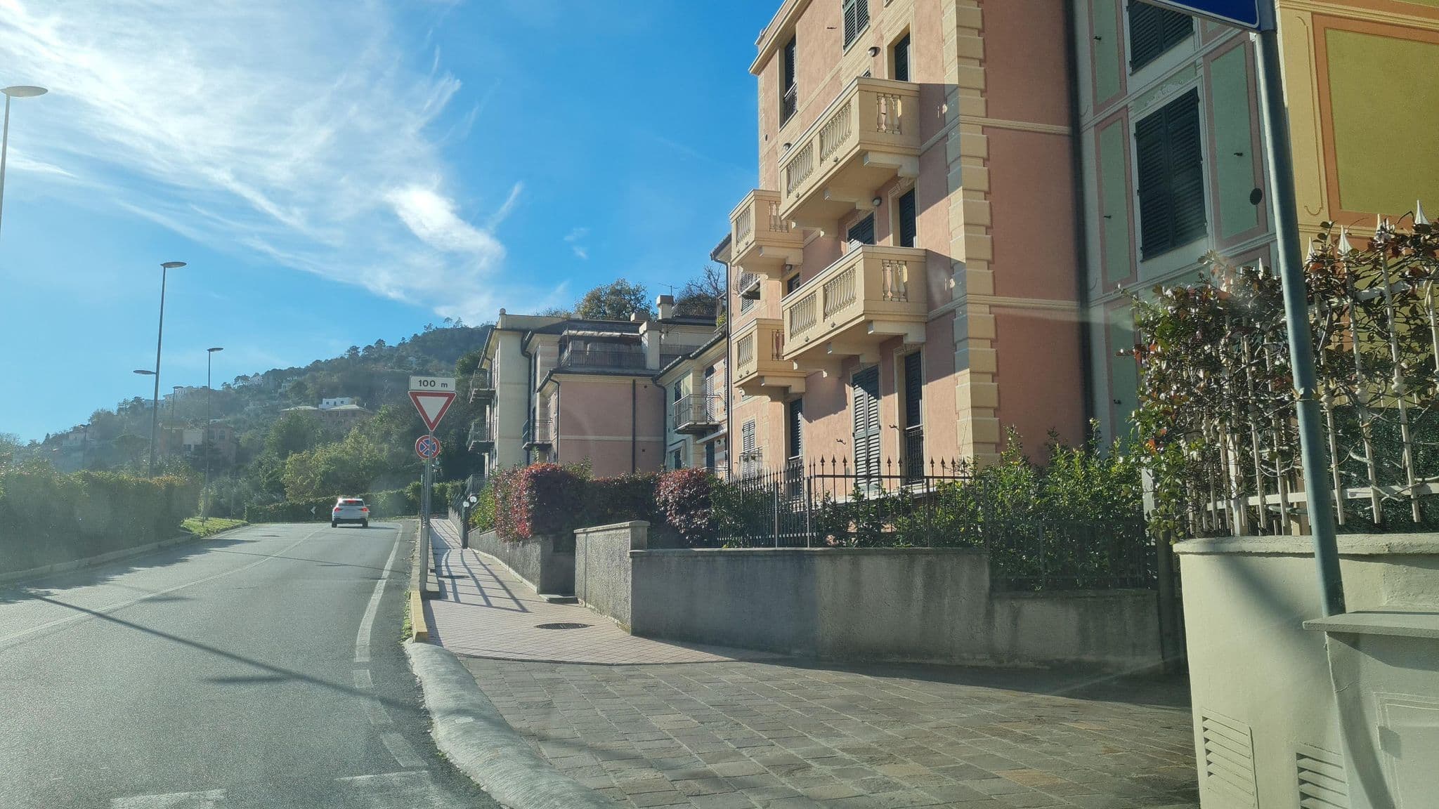 Street view near Residenza Al Porto, Spotorno — © laniuscollurio (CC BY-SA · Mapillary)