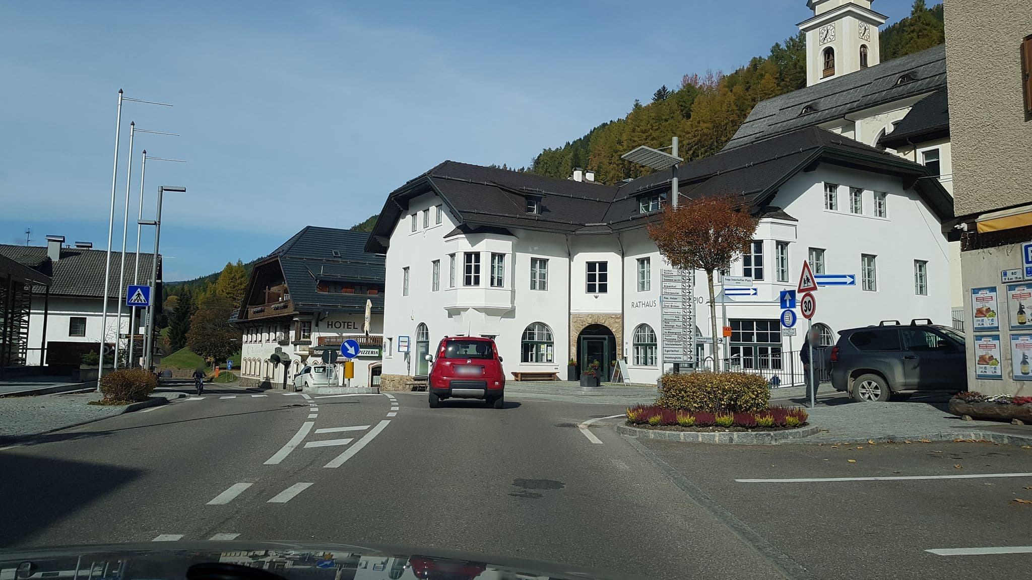 Street view near Appartements Sabine, San Candido — © igorzo (CC BY-SA · Mapillary)