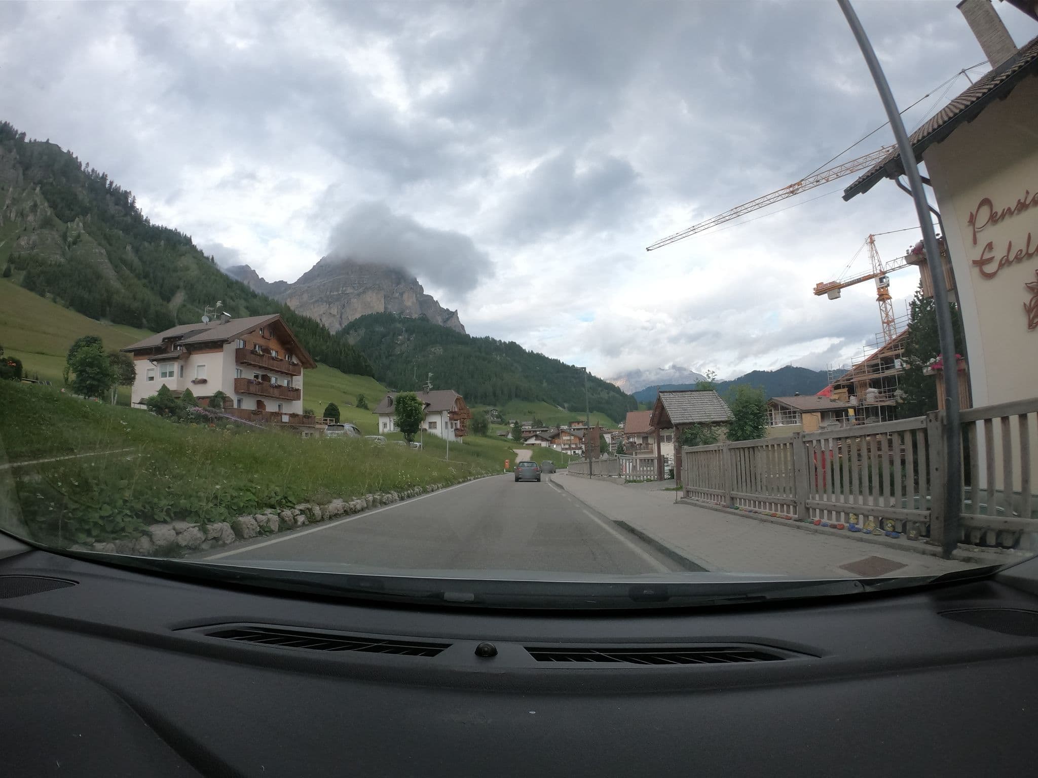 Street view near Piz Alpin, Selva