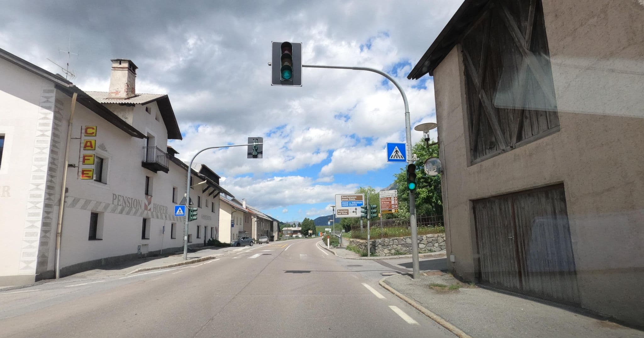 Street view near Hotel Hofer, Malles Venosta