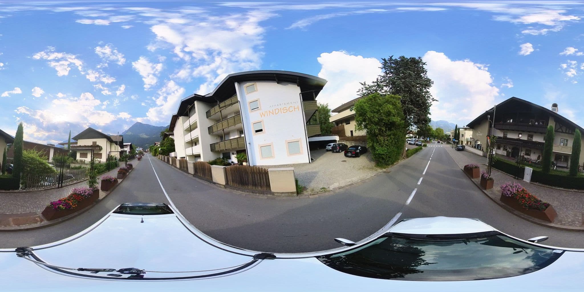 Street view near Ladurn, Tirolo