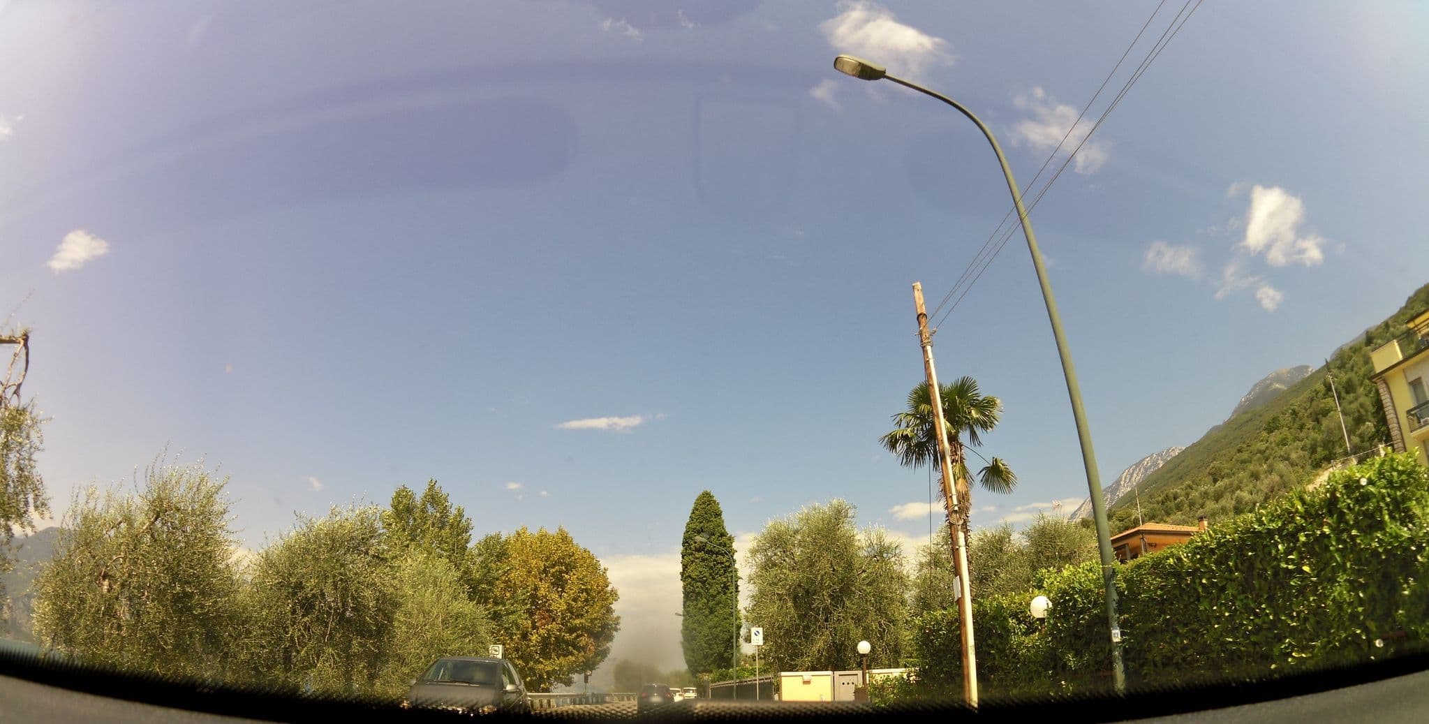 Street view near Hotel Rosmari, Brenzone — © risoon (CC BY-SA · Mapillary)