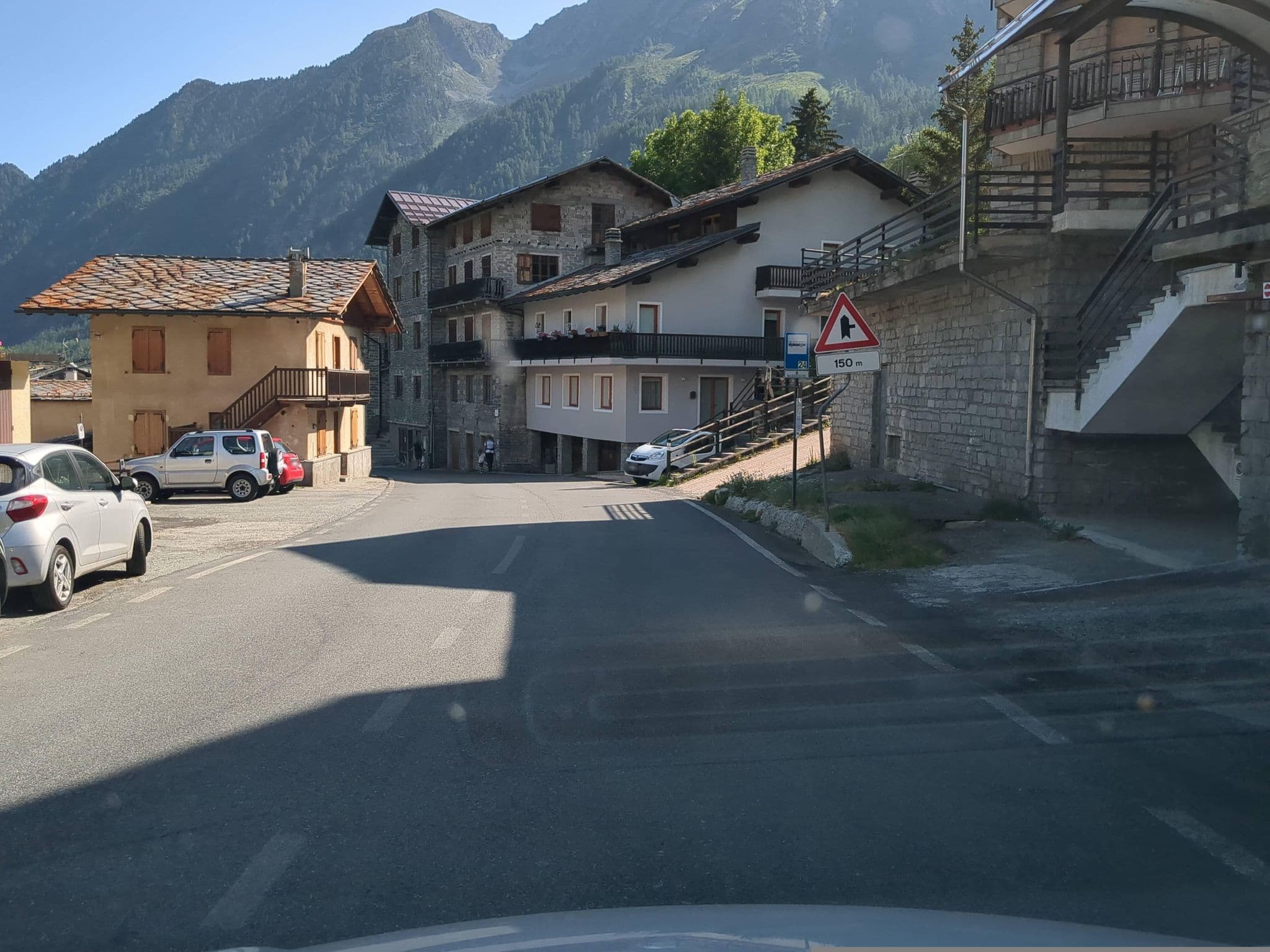 Street view near Hotel Miravalle, Ayas