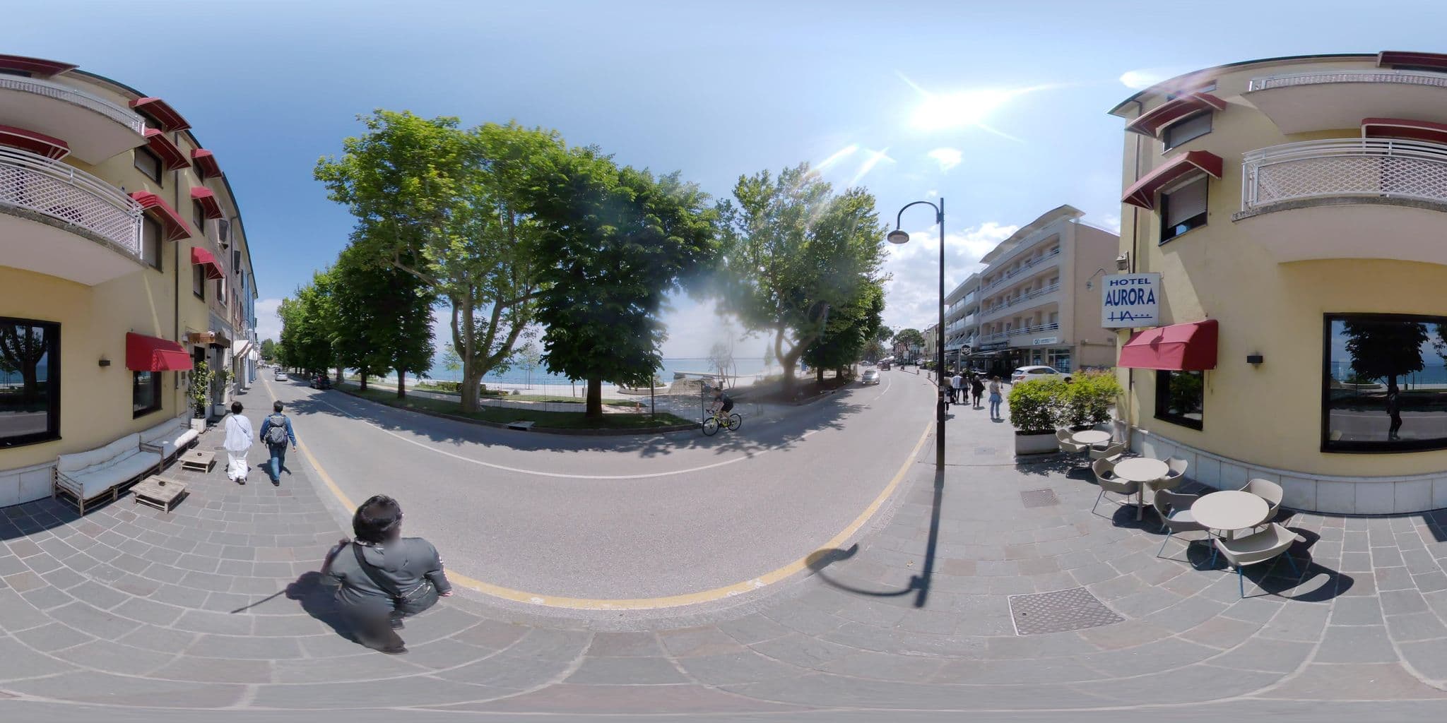Street view near Hotel Aurora, Desenzano del Garda — © mapconcierge (CC BY-SA · Mapillary)