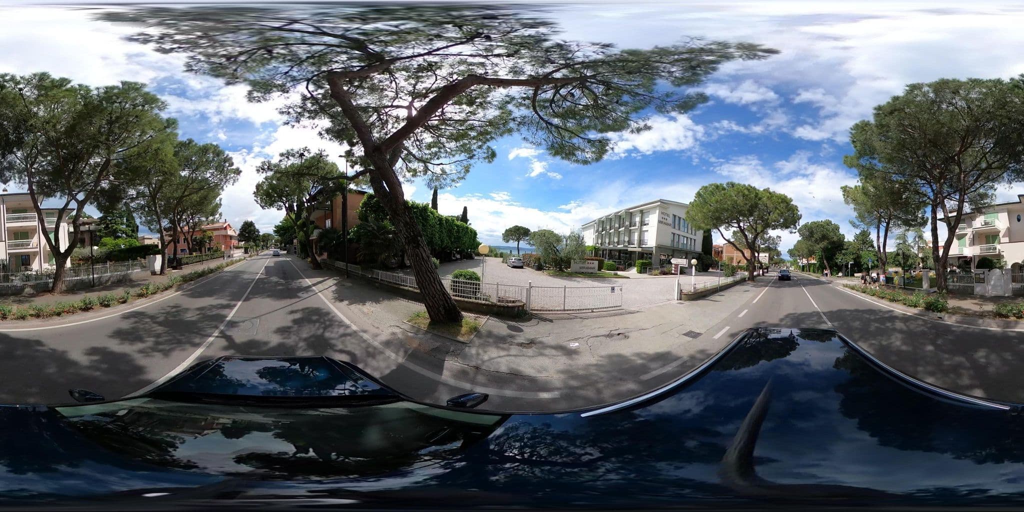 Street view near Miramar, Sirmione — © borovac (CC BY-SA · Mapillary)