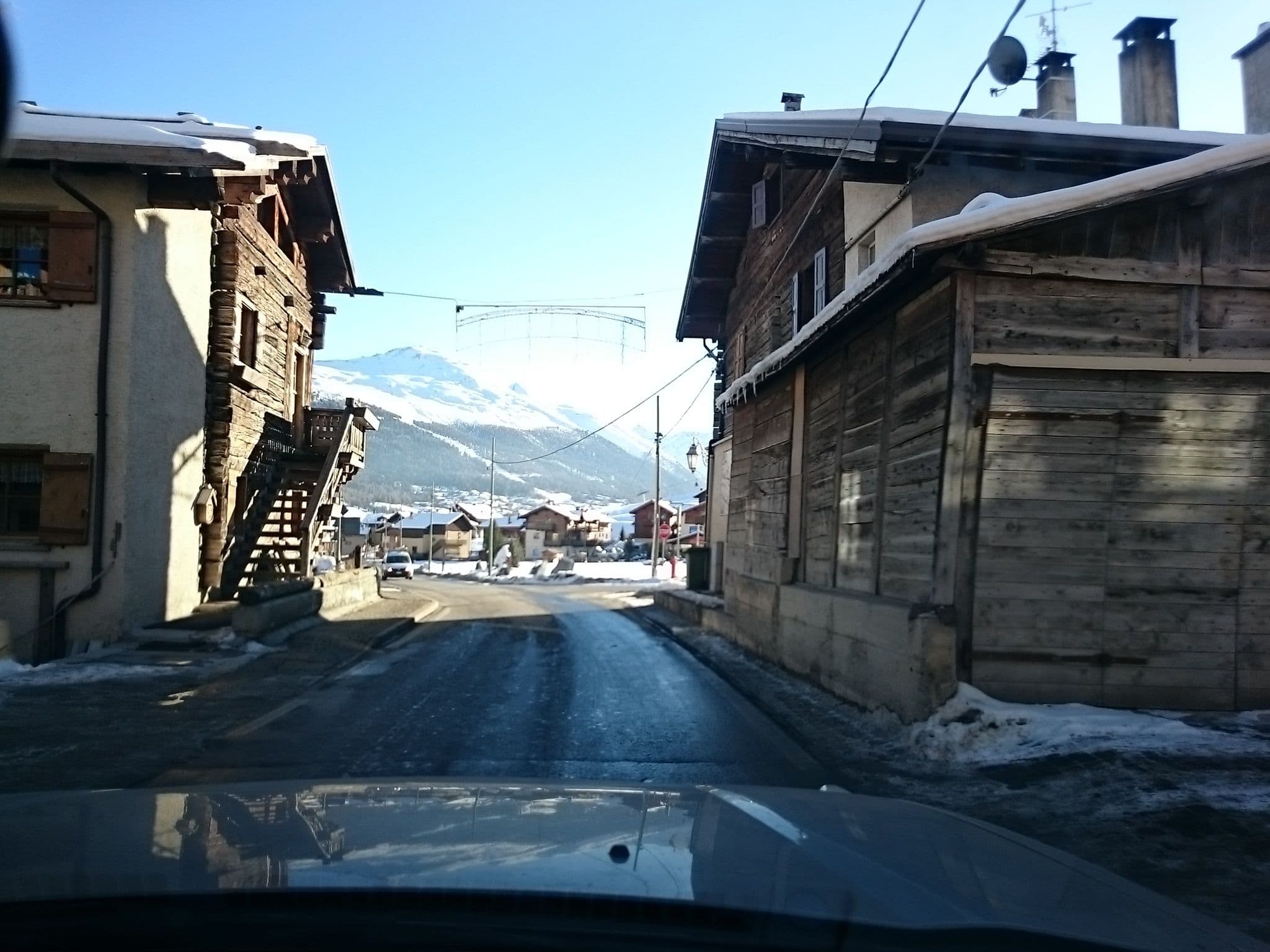 Street view near Baita Francisi, Livigno — © voschix (CC BY-SA · Mapillary)
