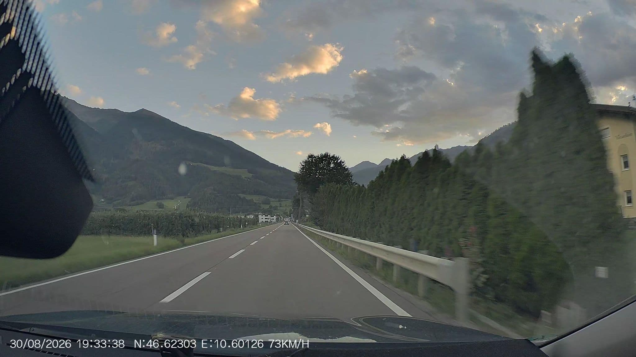 Street view near Garni Wiesenheim, Prato Allo Stelvio — © AR88 (CC BY-SA · Mapillary)