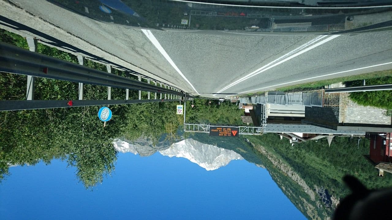 Street view near Cooperativa Produttori Latte e Fontina, Courmayeur — © voschix (CC BY-SA · Mapillary)