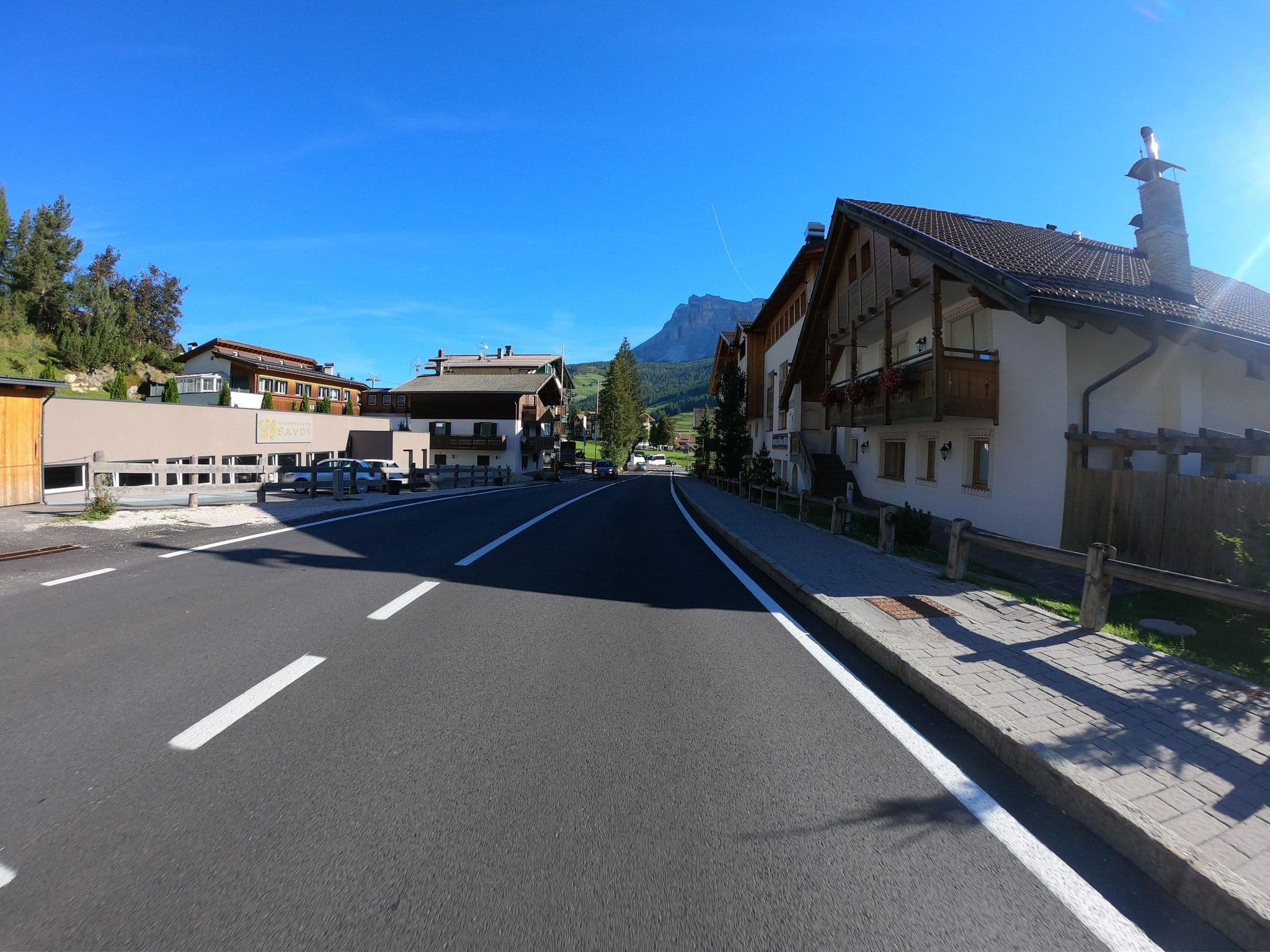 Street view near Gran Risa - Wellness Center SANA, La Valle - Wengen — © joostjakob (CC BY-SA · Mapillary)