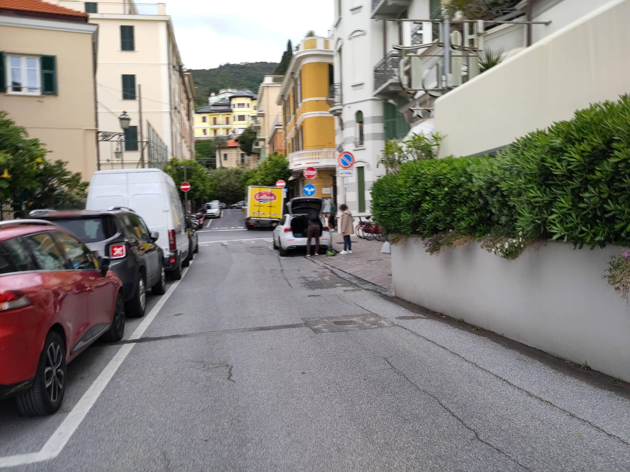 Street view near Hotel Lido, Alassio — © marcuscalabresus (CC BY-SA · Mapillary)