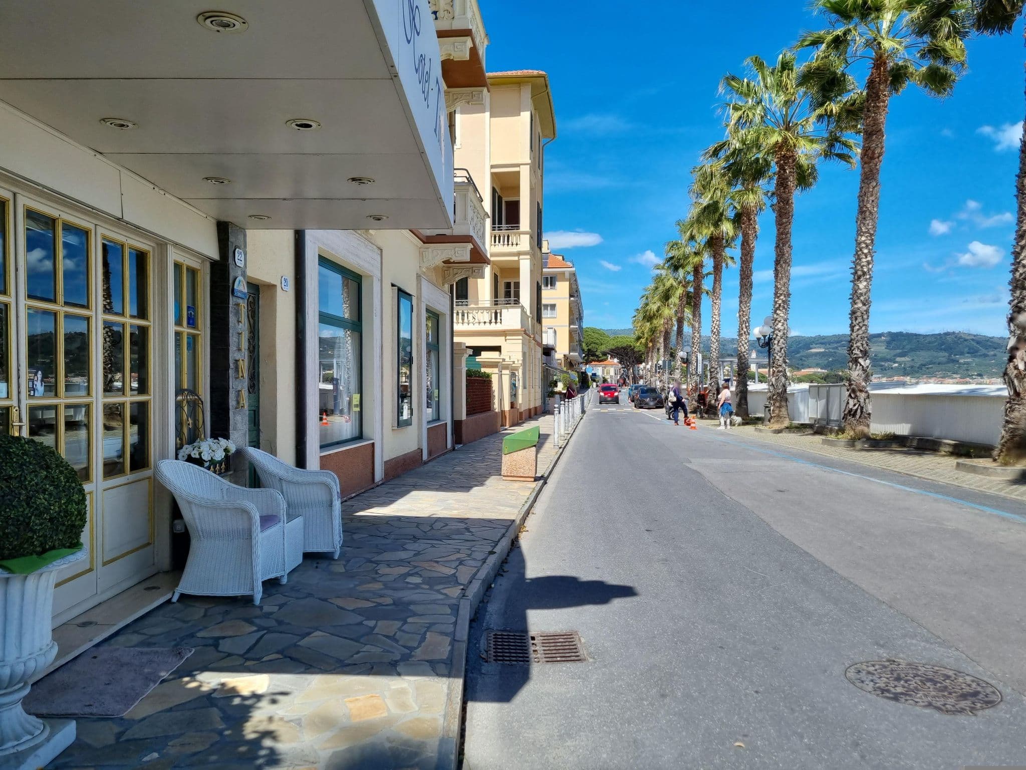 Street view near Hotel Tina, Diano Marina — © Yha1 (CC BY-SA · Mapillary)