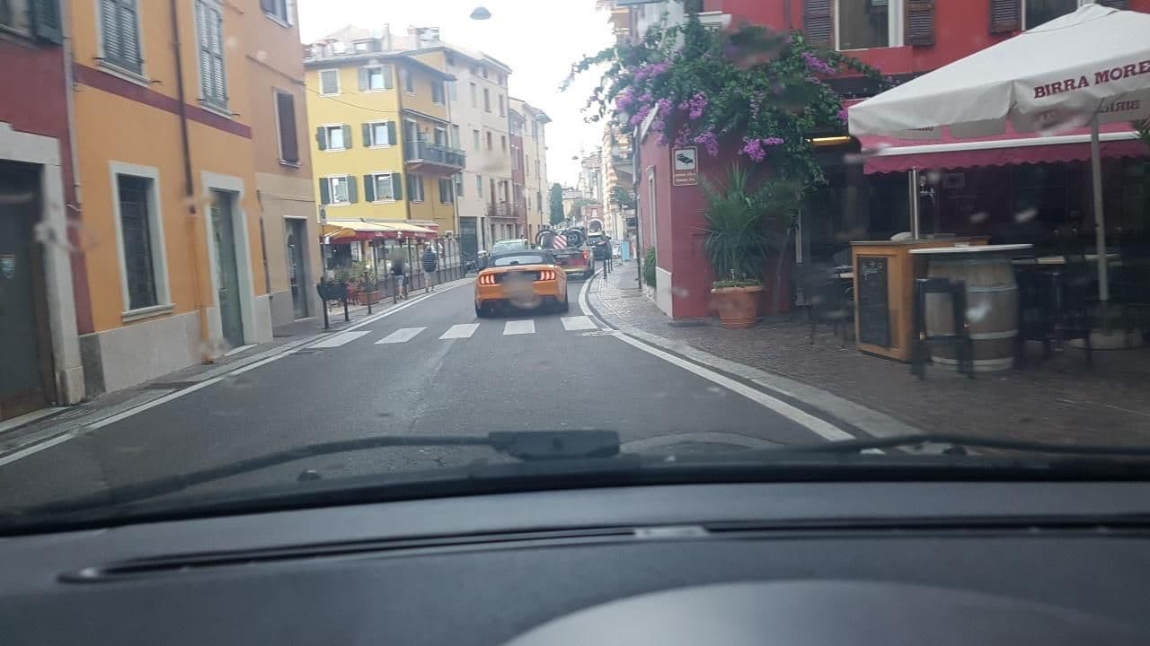 Street view near Hotel Danieli la Castellana, Brenzone — © mik007 (CC BY-SA · Mapillary)