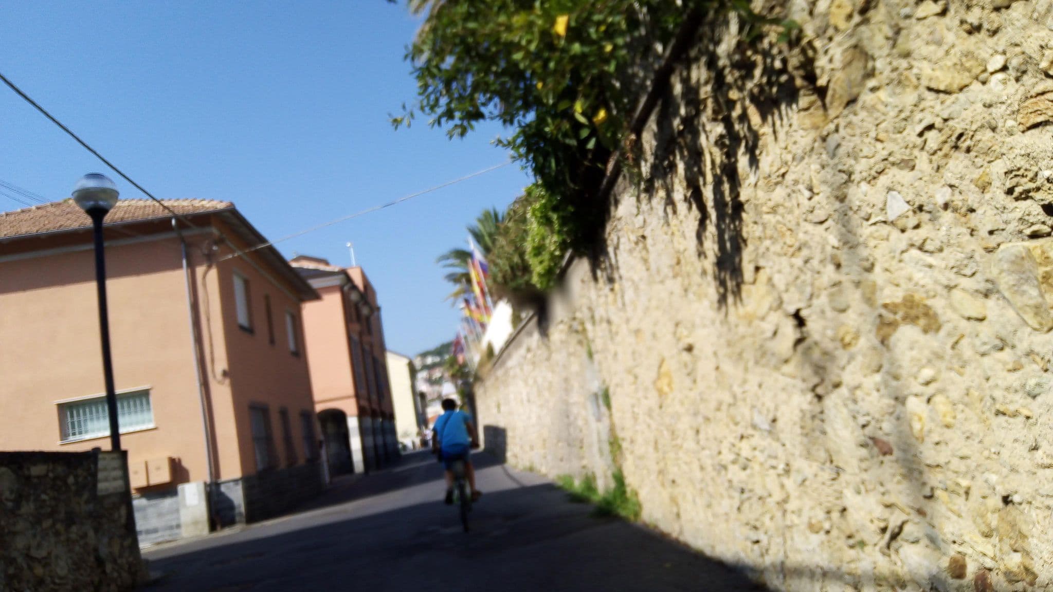 Street view near Borgo degli Ulivi Resort, Pietra Ligure — © mariofiab (CC BY-SA · Mapillary)
