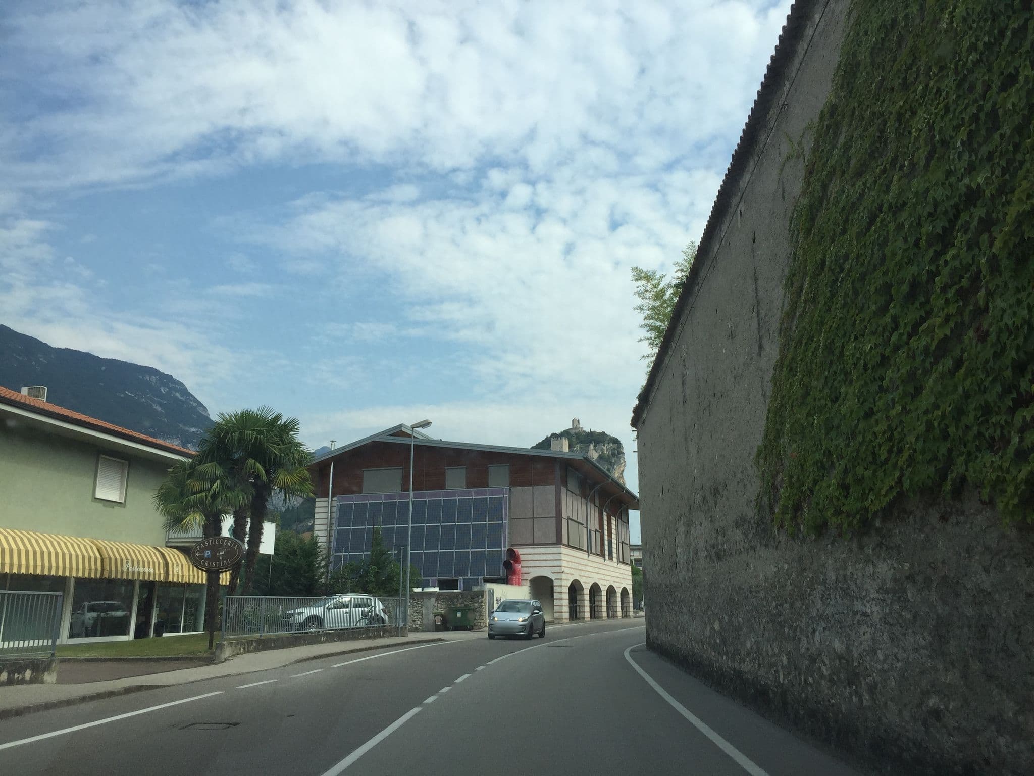 Street view near Monastero Arx Vivendi, Arco — © rufus1295 (CC BY-SA · Mapillary)