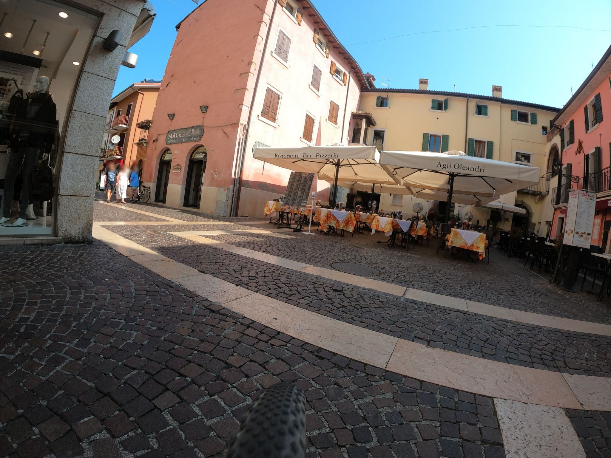 Street view near Alys & Kate Apartments, Bardolino — © plexi32 (CC BY-SA · Mapillary)