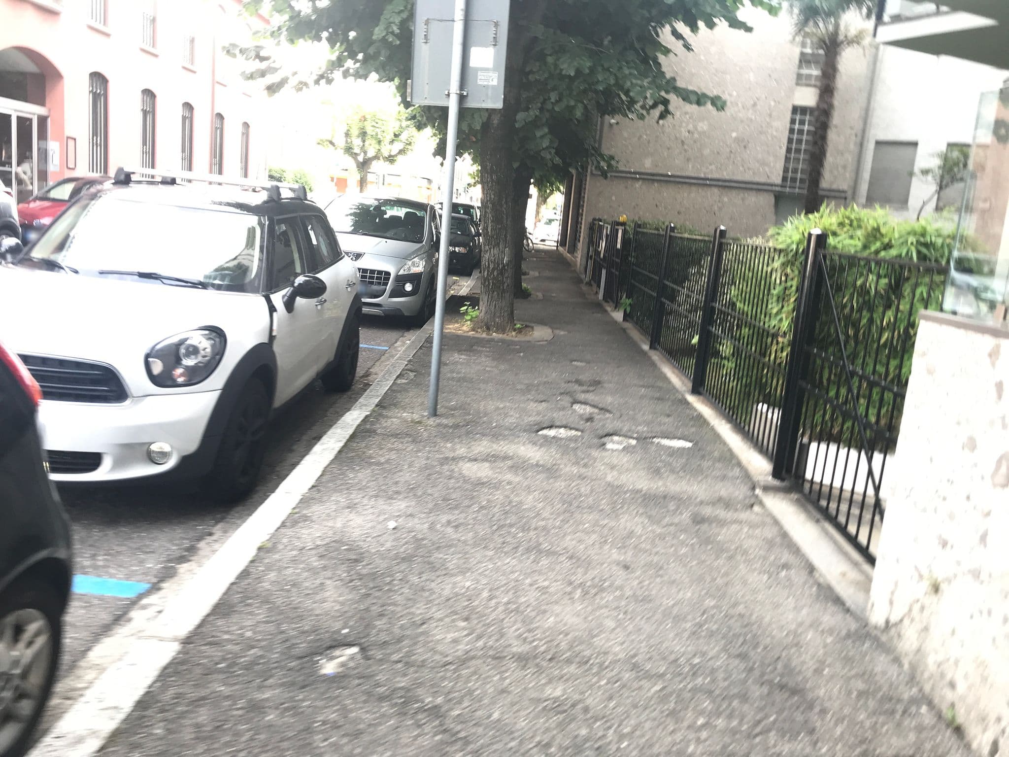 Street view near Hotel Engadina, Como — © asturksever (CC BY-SA · Mapillary)