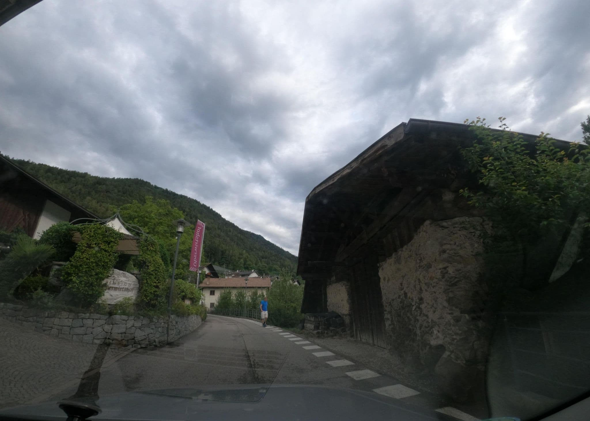 Street view near Oberwirtshof - Zimmer + FeWo, Scena - Schenna