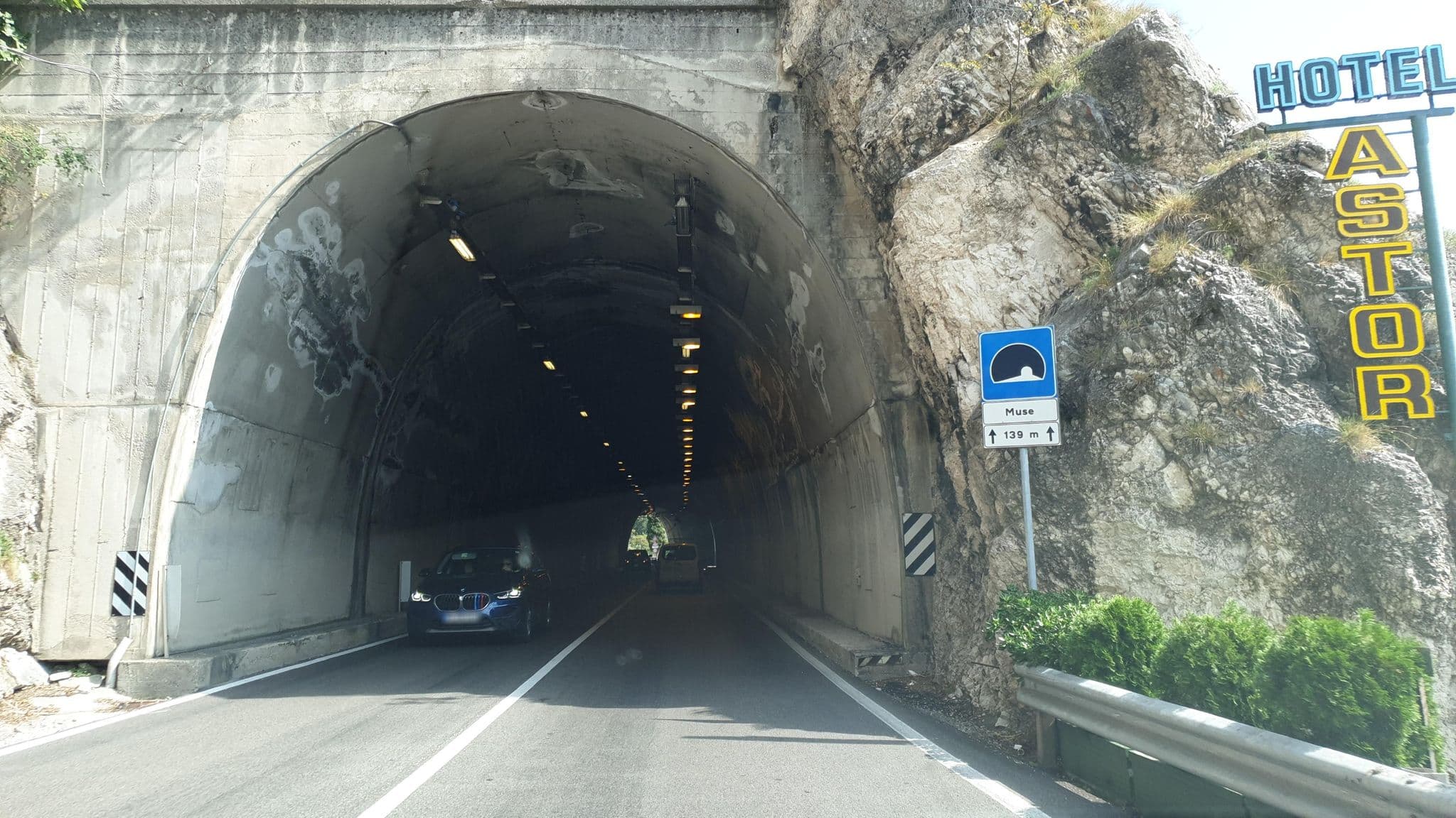 Street view near Hotel Astor, Limone sul Garda — © jopparn (CC BY-SA · Mapillary)