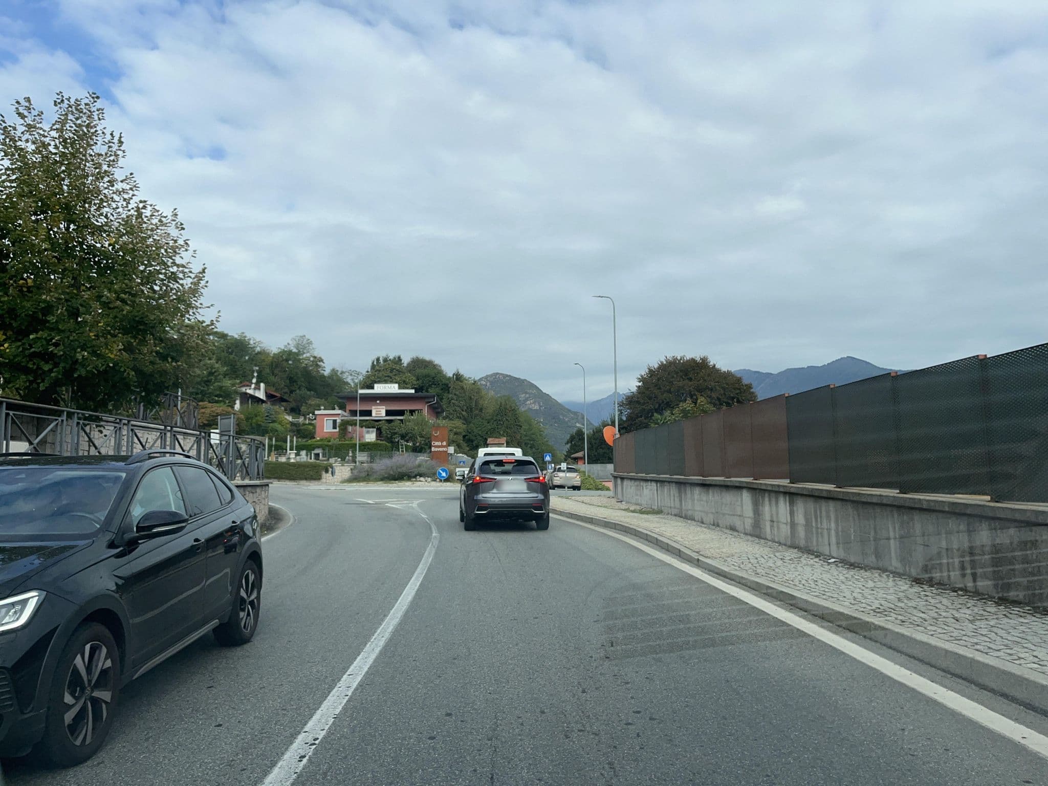 Street view near Lago Maggiore Bay, Baveno — © fod (CC BY-SA · Mapillary)