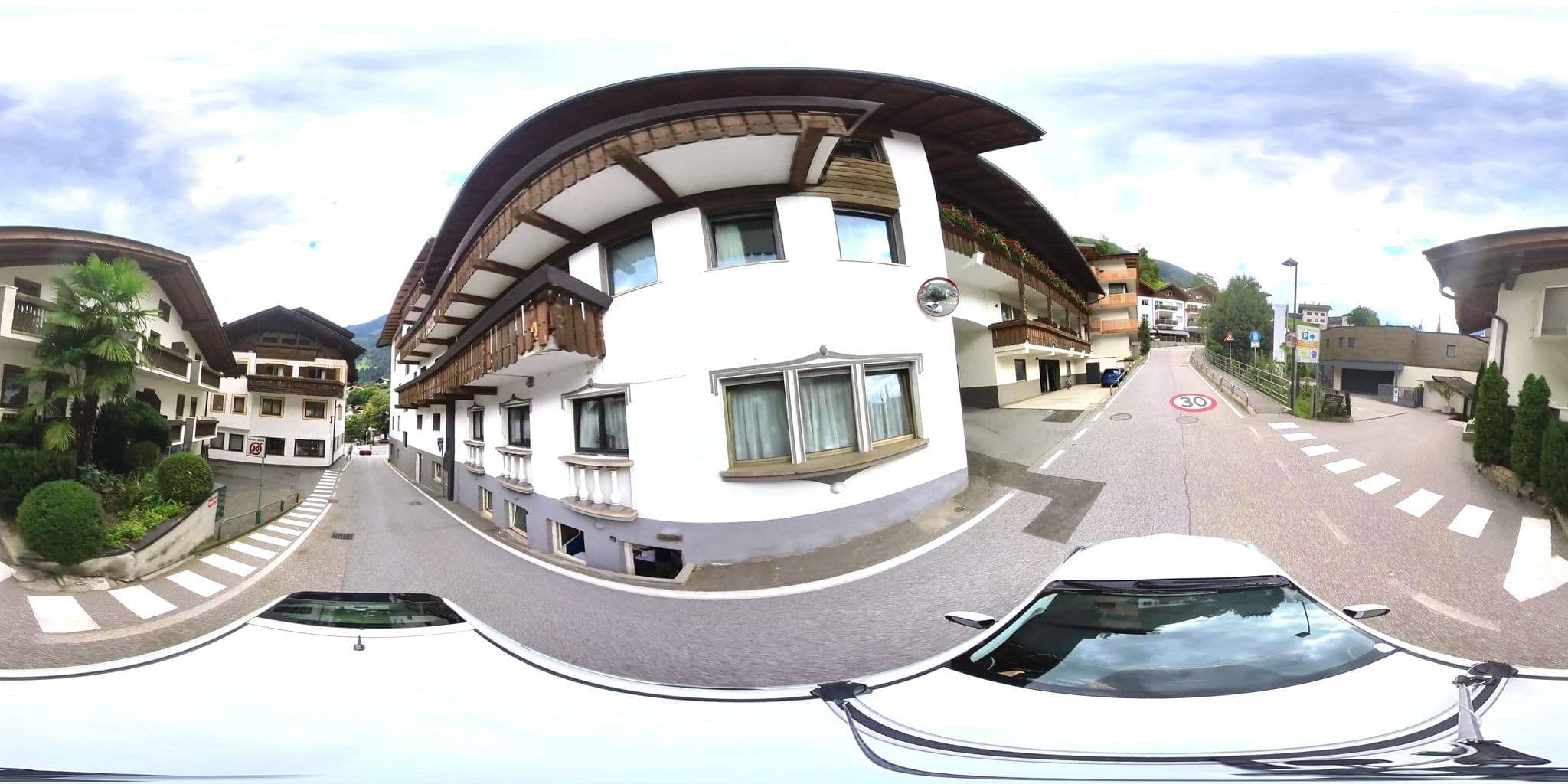 Street view near Hotel Stroblhof, San Leonardo in Passiria — © osmplus_org (CC BY-SA · Mapillary)