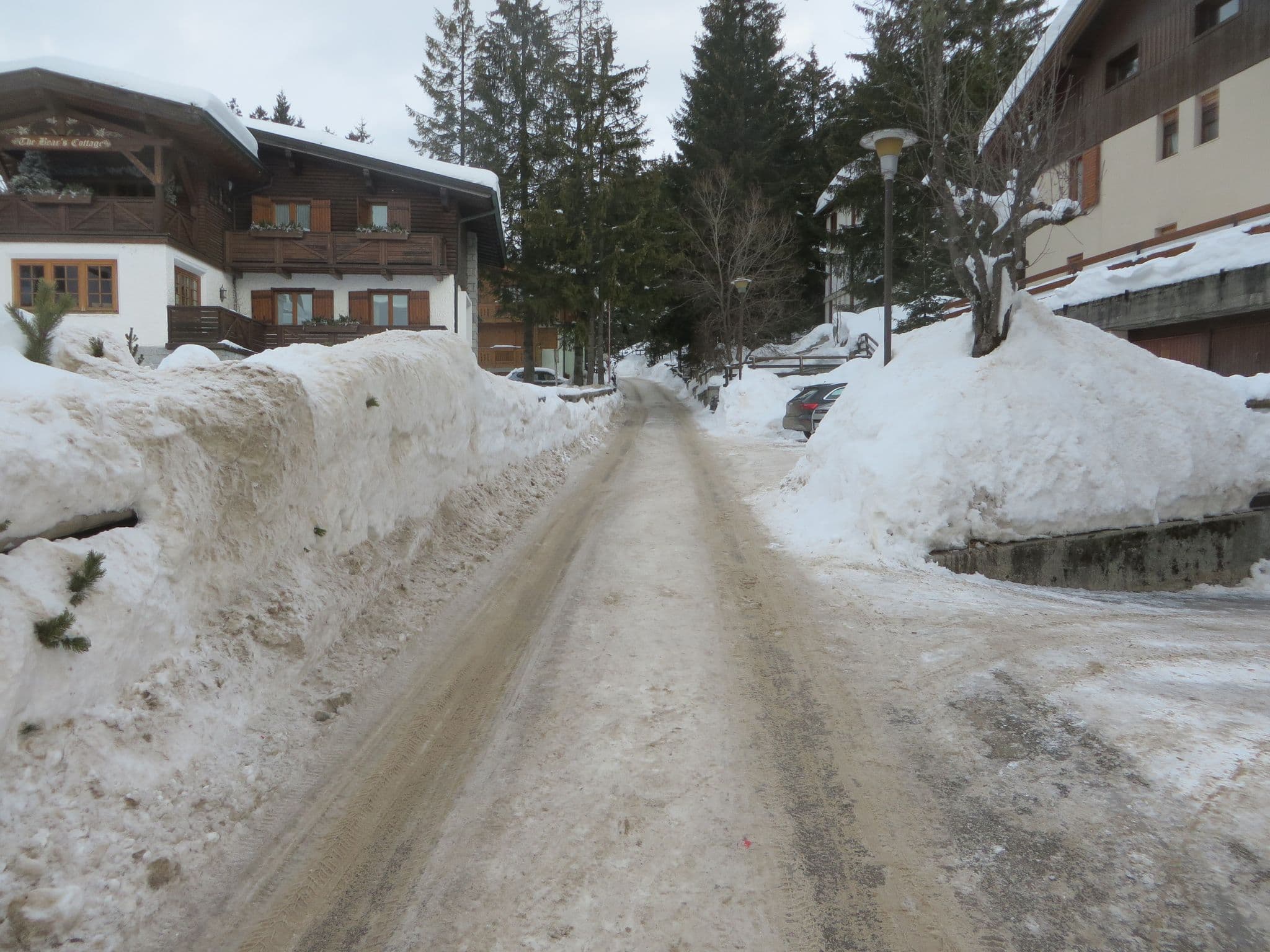 Street view near Residence Living Brenta, Pinzolo