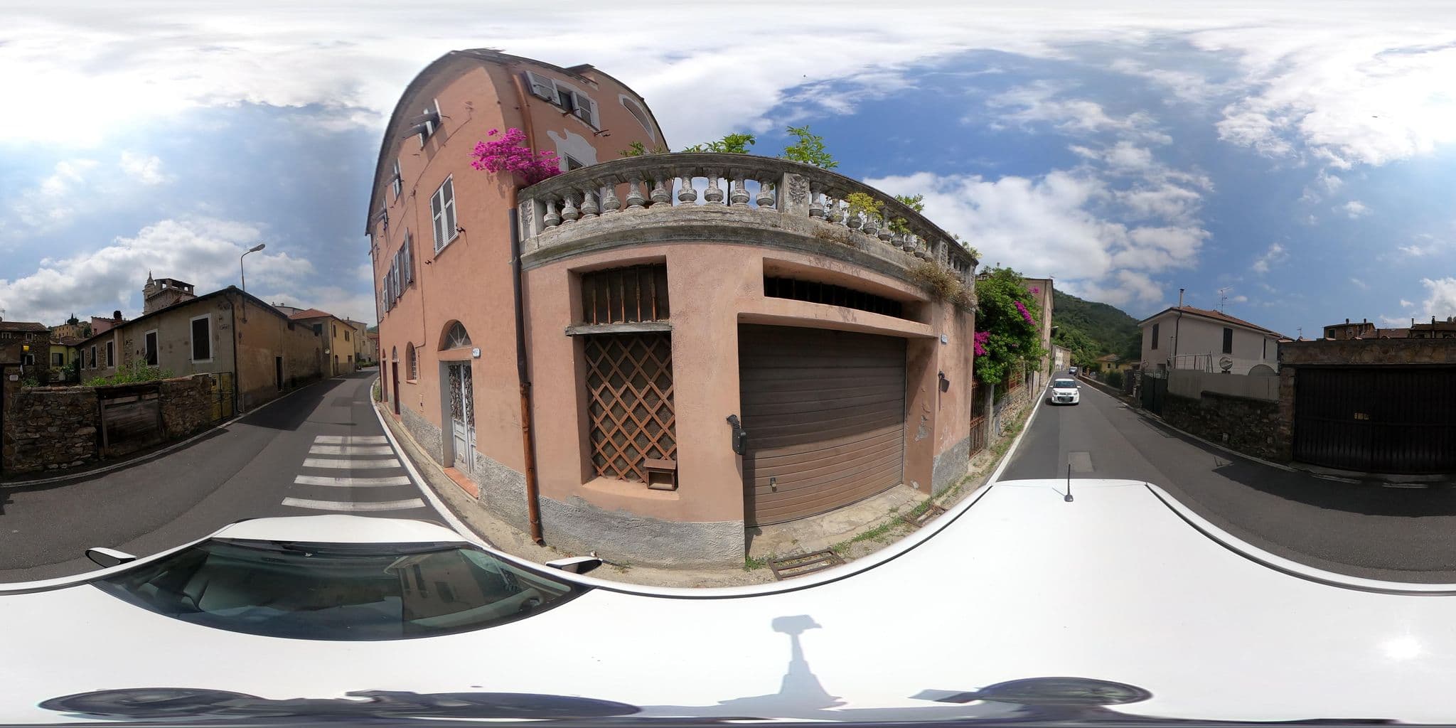 Street view near Casa del cavaliere, San Lorenzo al Mare — © LucianoC63 (CC BY-SA · Mapillary)