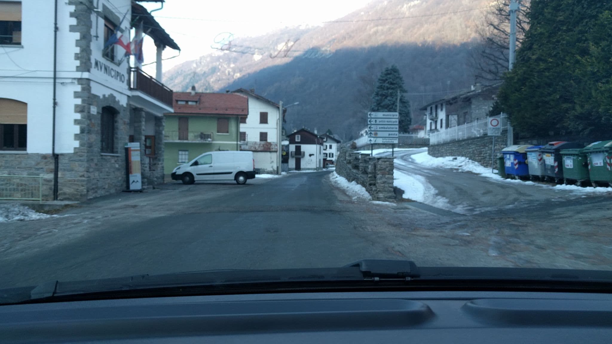 Street view near Setugrino, Coassolo Torinese — © fmassara (CC BY-SA · Mapillary)
