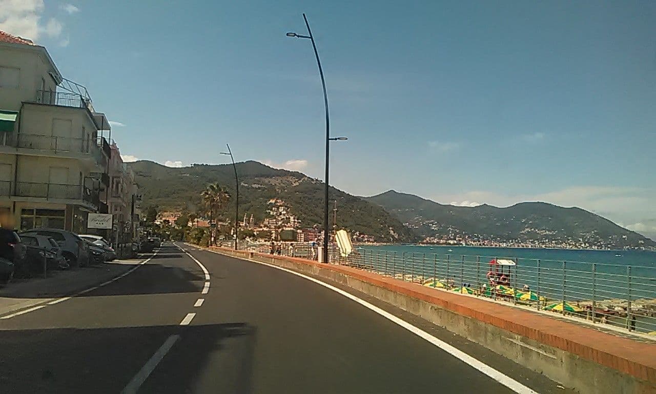 Street view near Hotel Bristol, Laigueglia — © mikki65 (CC BY-SA · Mapillary)